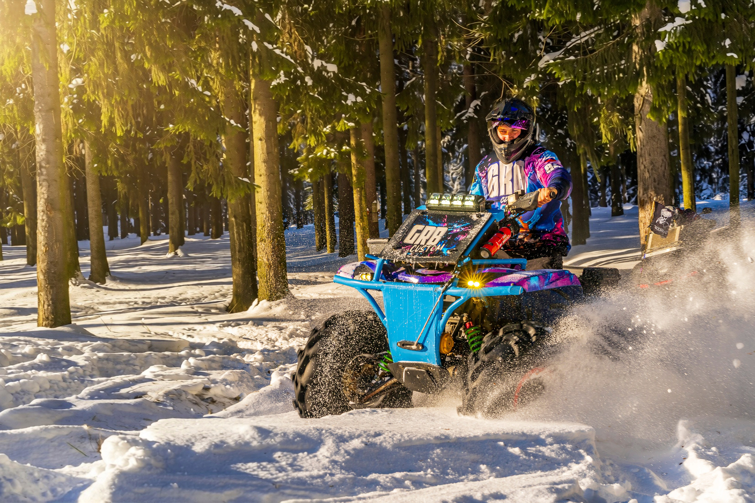 Кудрово ATV. Графический дизайнер Илья Левченко