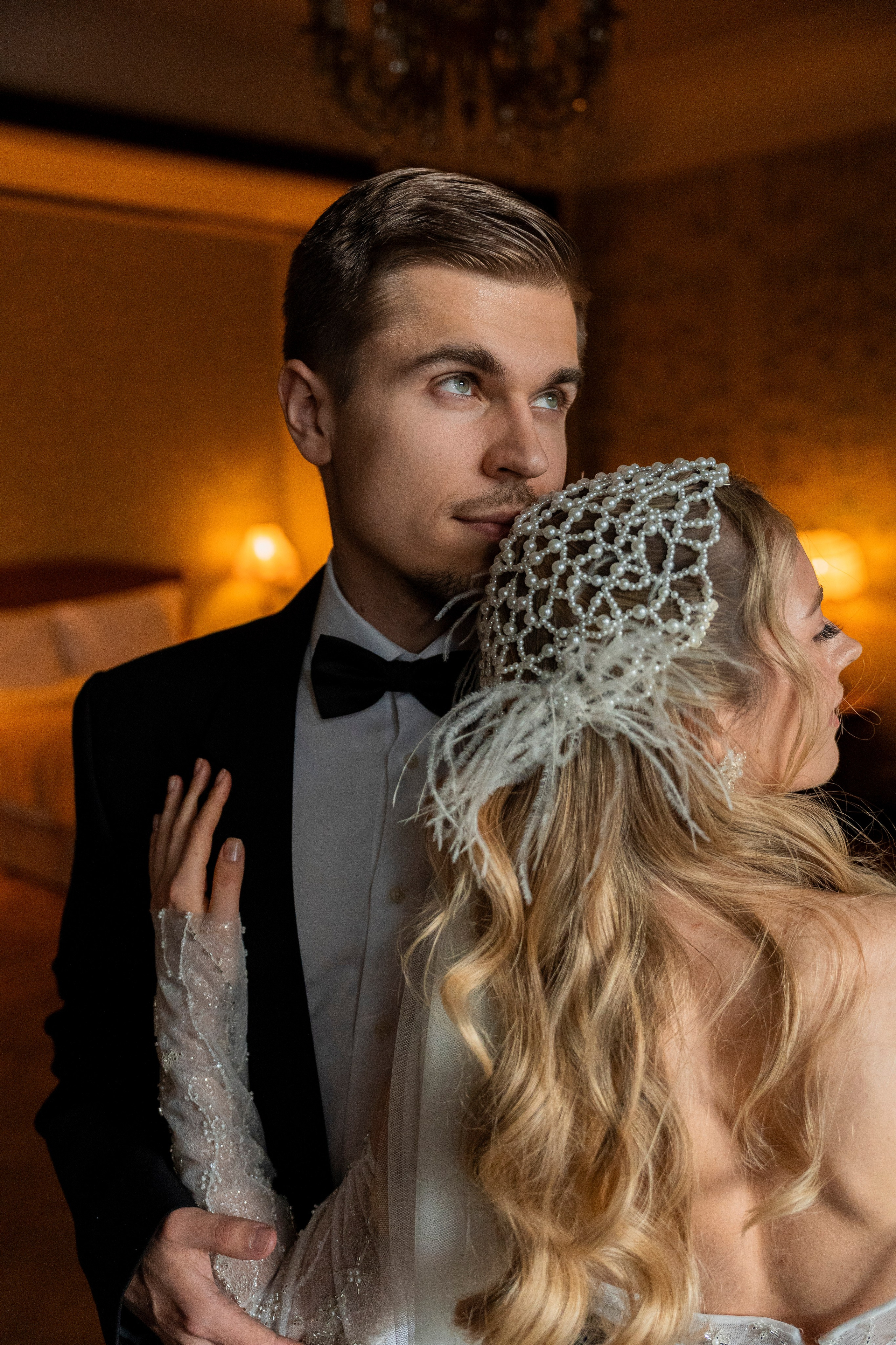 Свадебная фотосессия в отеле Метрополь. Свадебный фотограф в Москве Анна Полушина