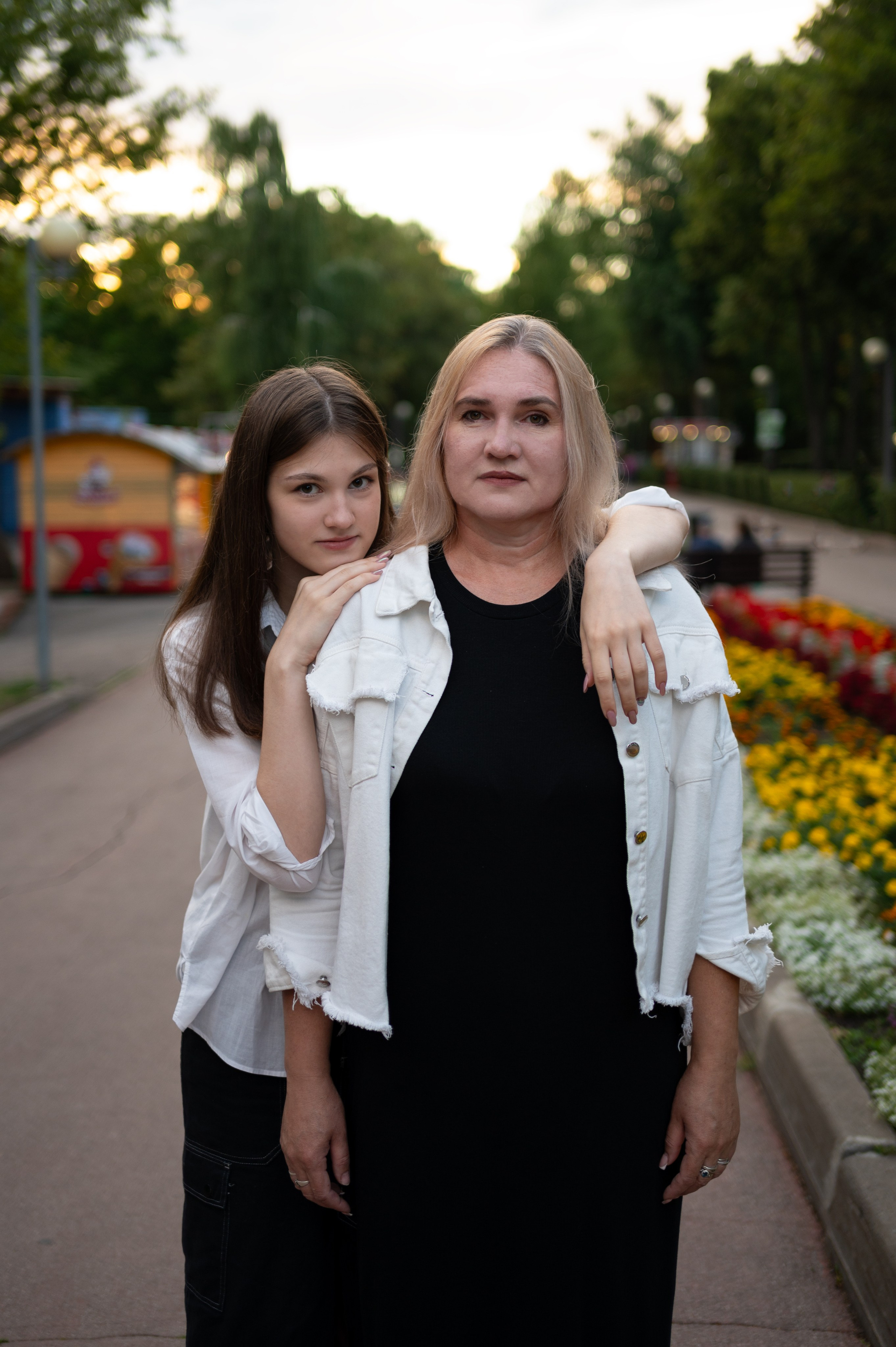 Василиса и Наташа. Главная