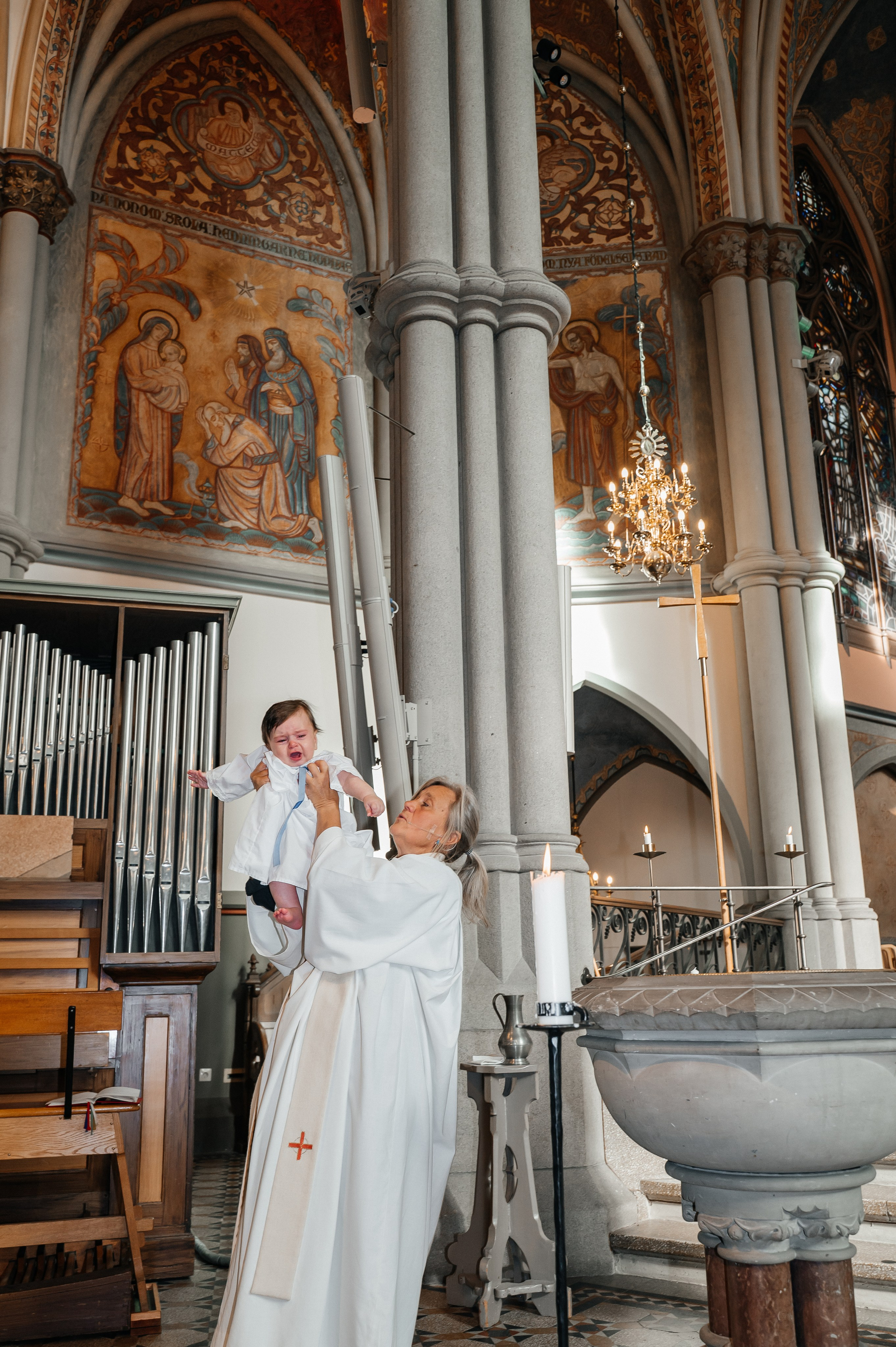 Dopfotografering i Oscar Fredriks kyrka | Fotograf i Göteborg. Bröllops- och familjefotograf i Halmstad | Valentina