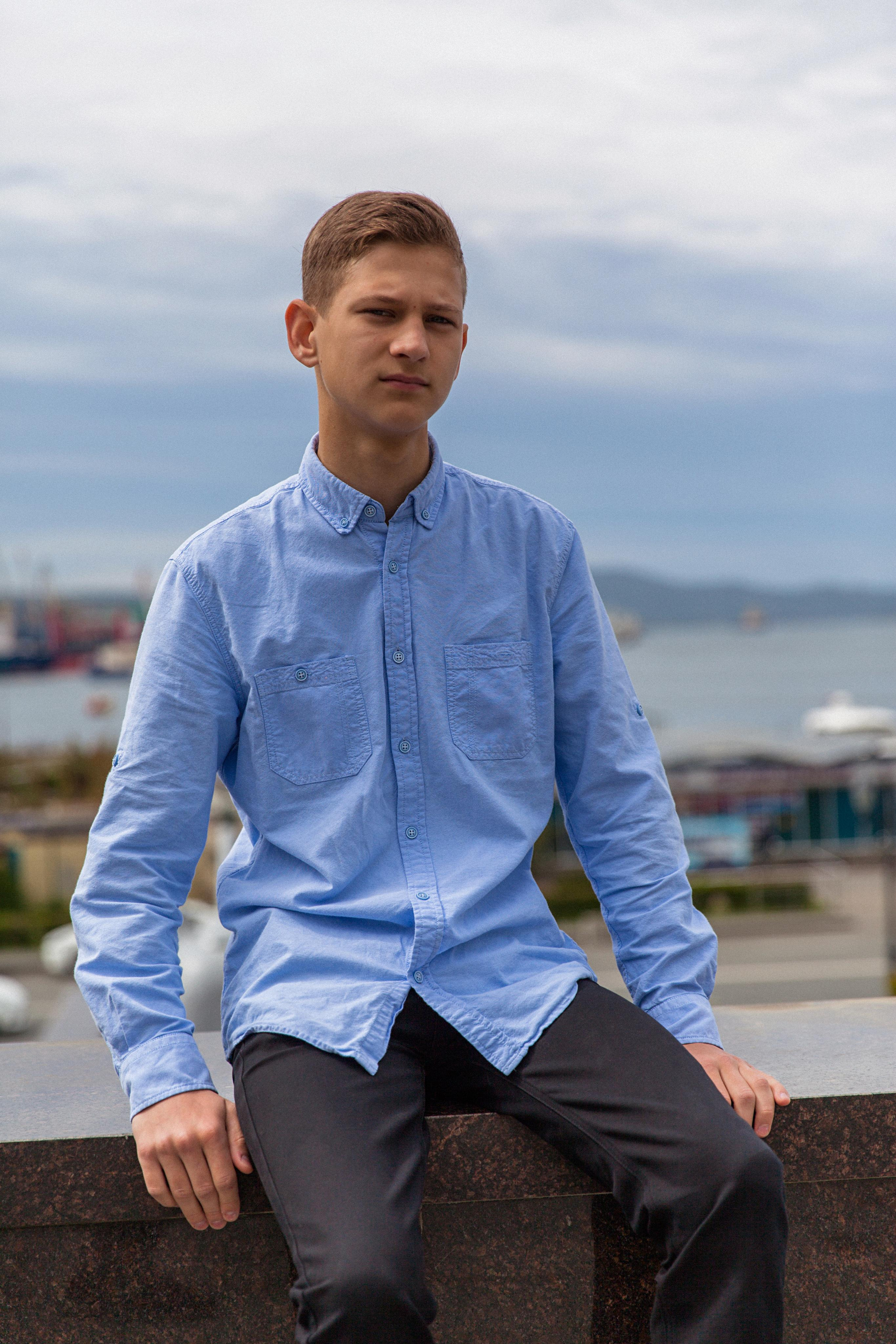 9 класс. Иван Ефремов фотограф в городе Владивостоке