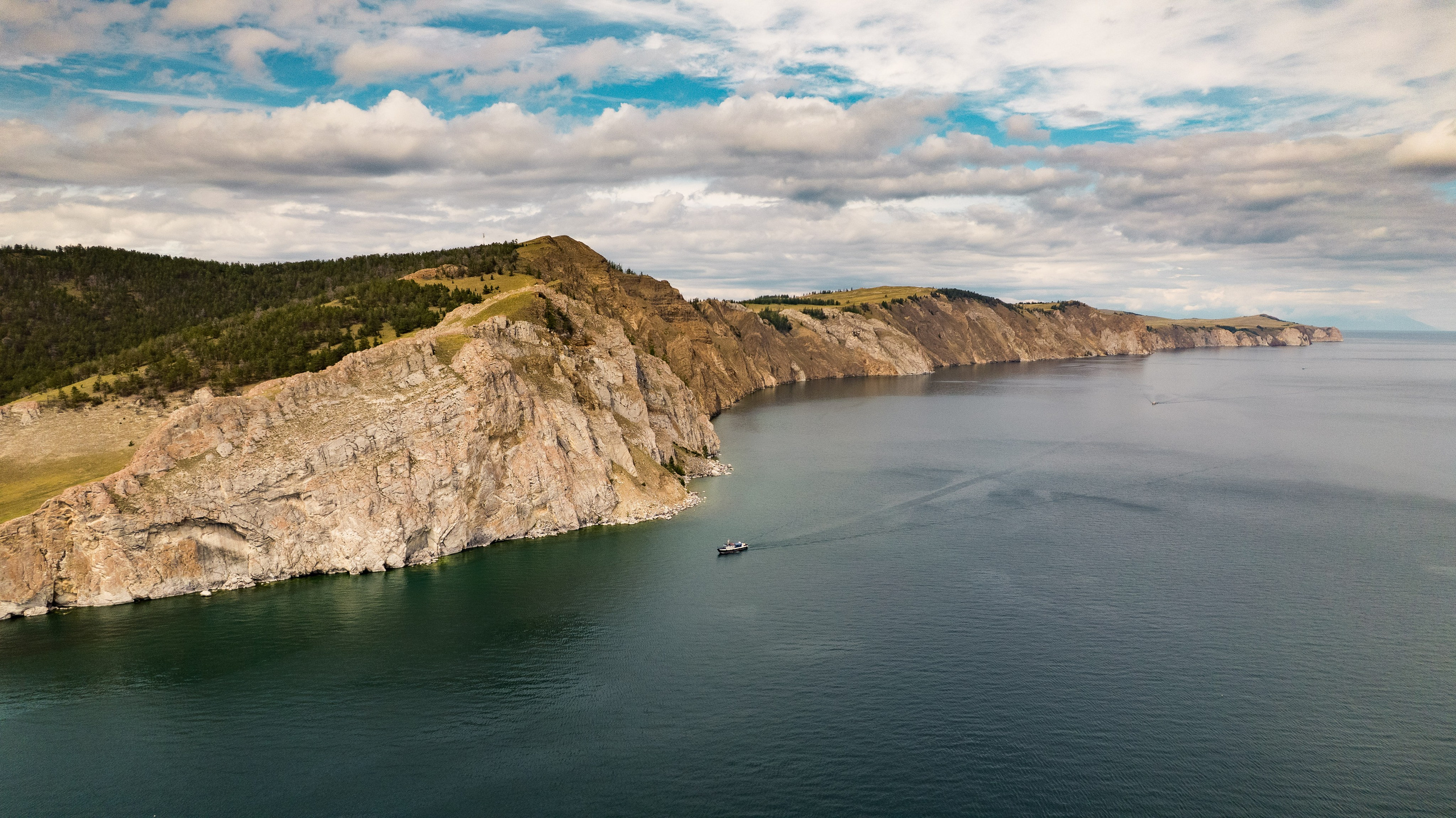 Летний Байкал