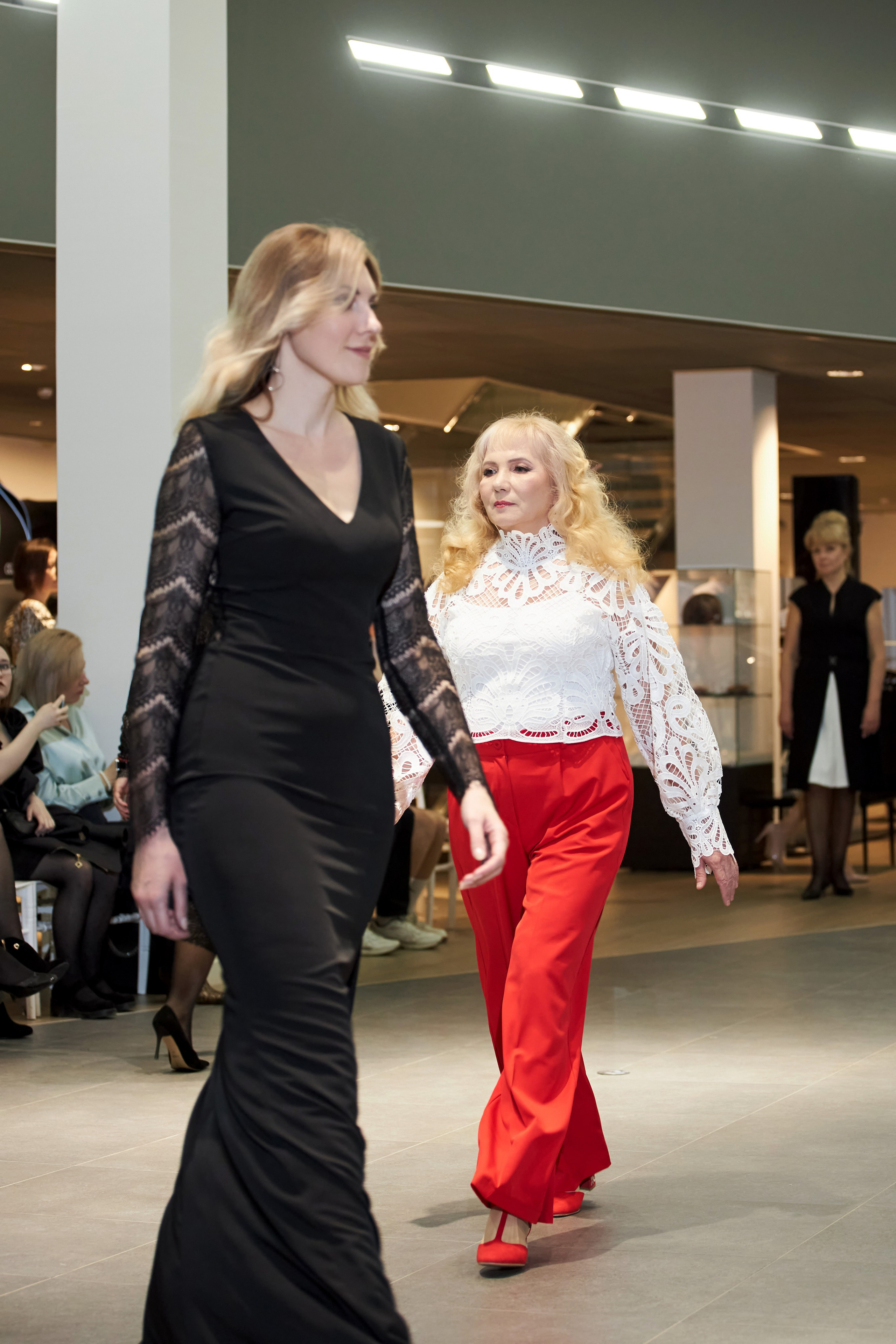 Репортаж «Жара в Городе». Фотограф Алексей Яковлев