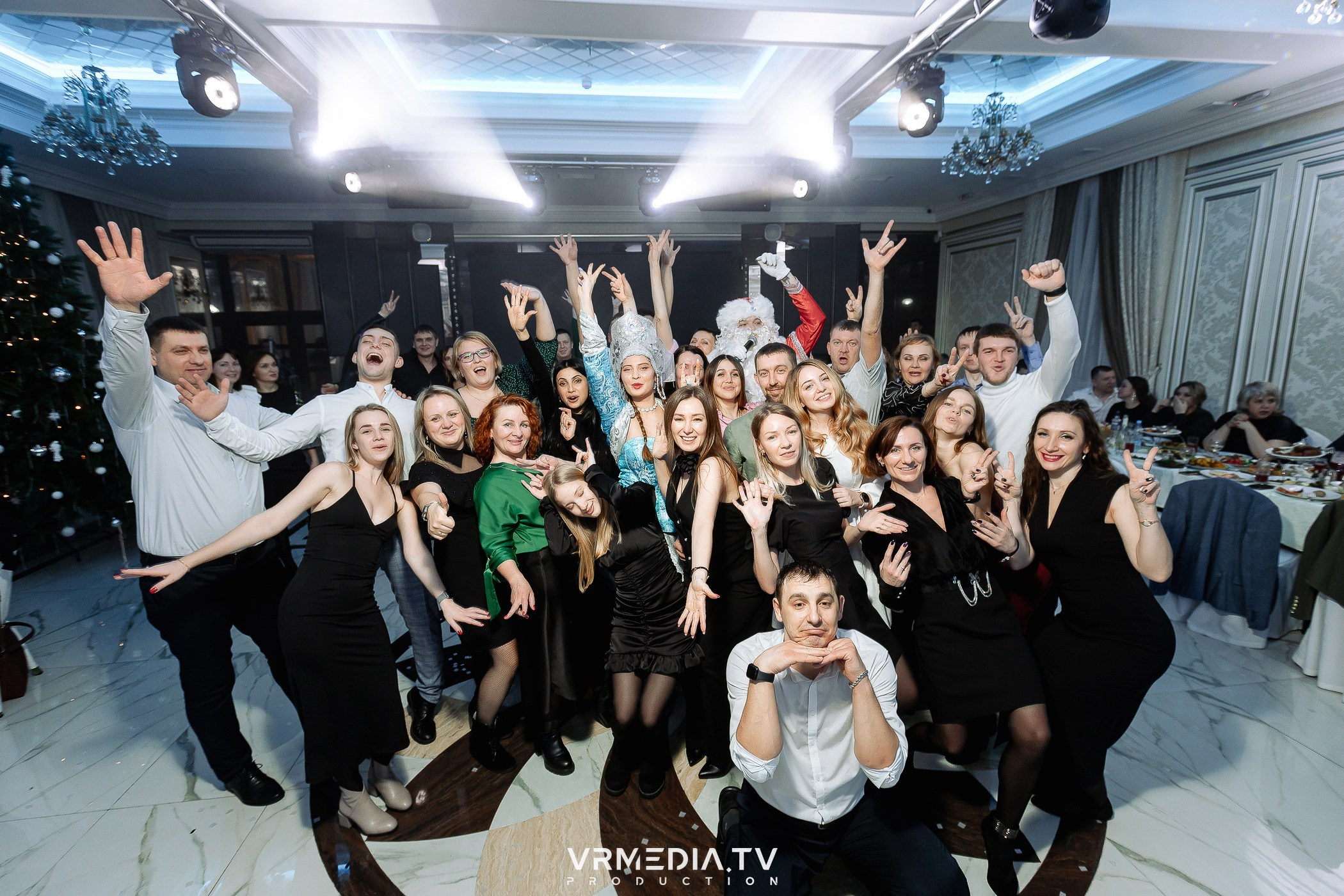 Новогодний вечер в ресторане «Лазурный Берег»