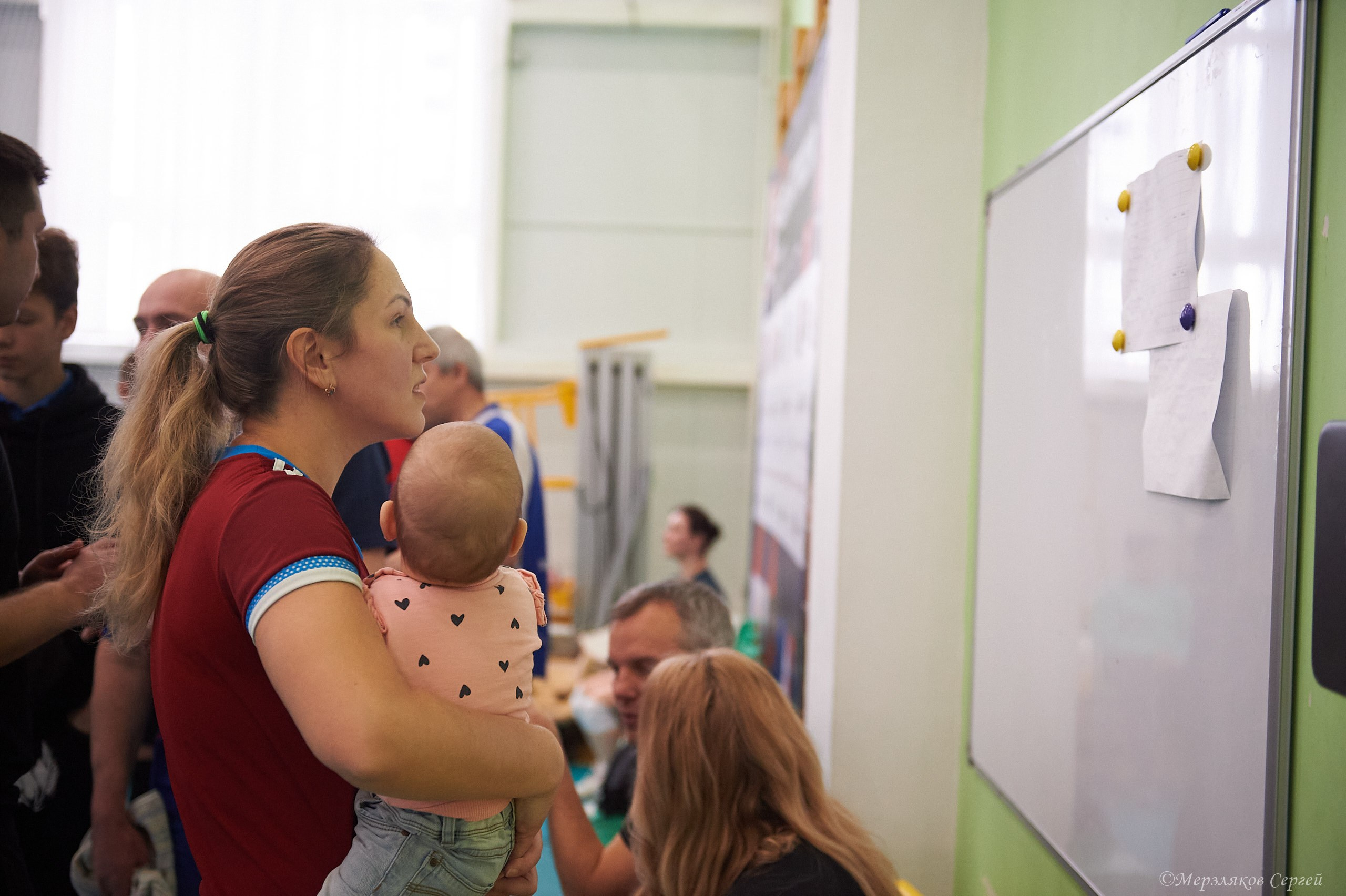 Новогодний волейбольный турнир. Ижевск. 16.12.23. Спортивный репортажный фотограф в Ижевске Сергей Мерзляков
