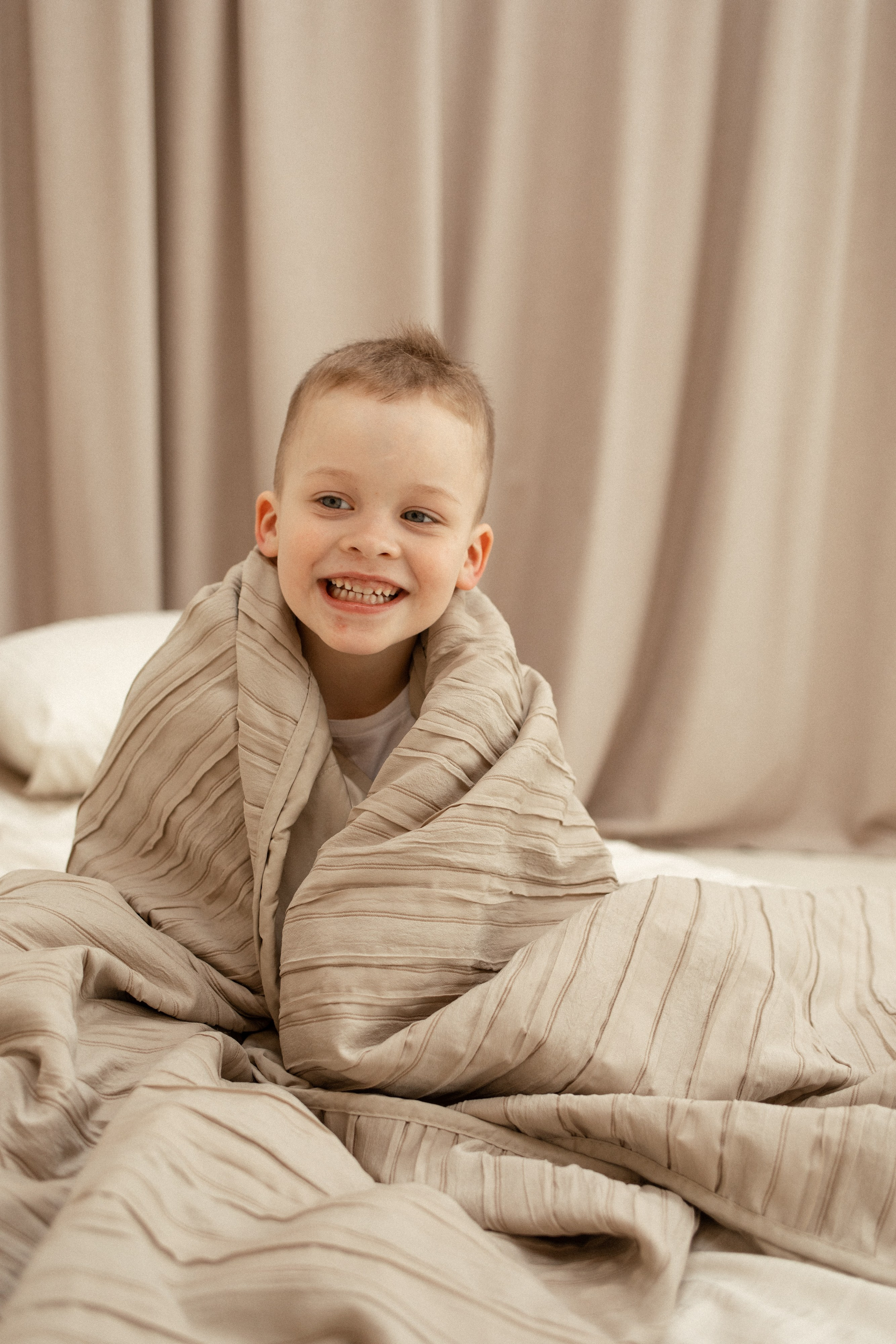 Павел, Костик и Екатерина с животиком. Семейный фотограф Челябинск