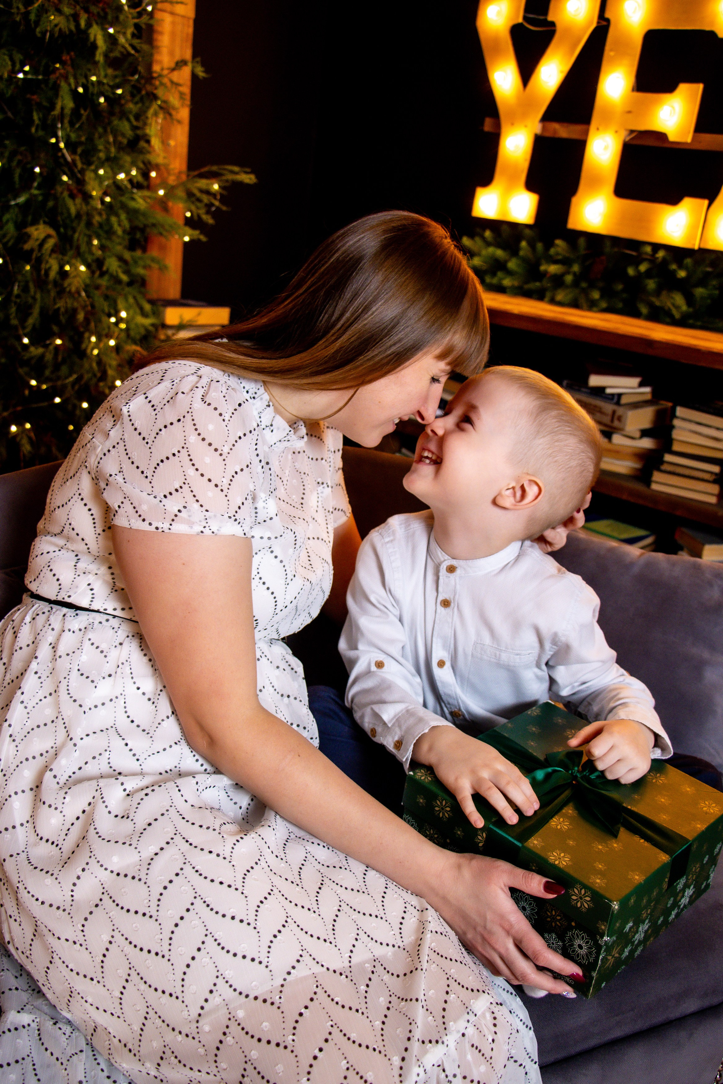 Новогодняя съёмка мама+сын. Фотограф Татьяна Матрос