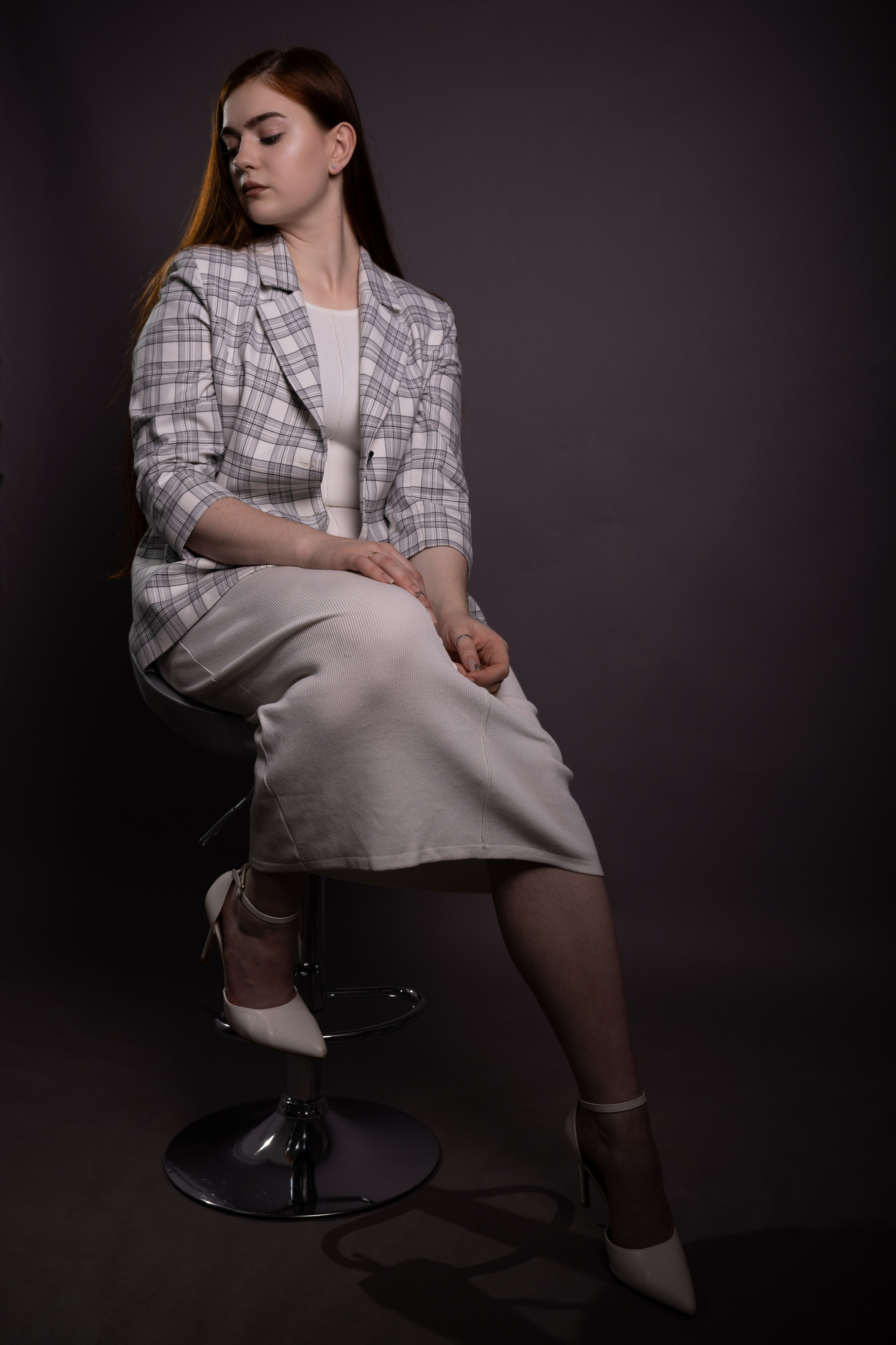 Фотограф ищет модель (Арину) для портфолио или творческой съёмки в Липецке.