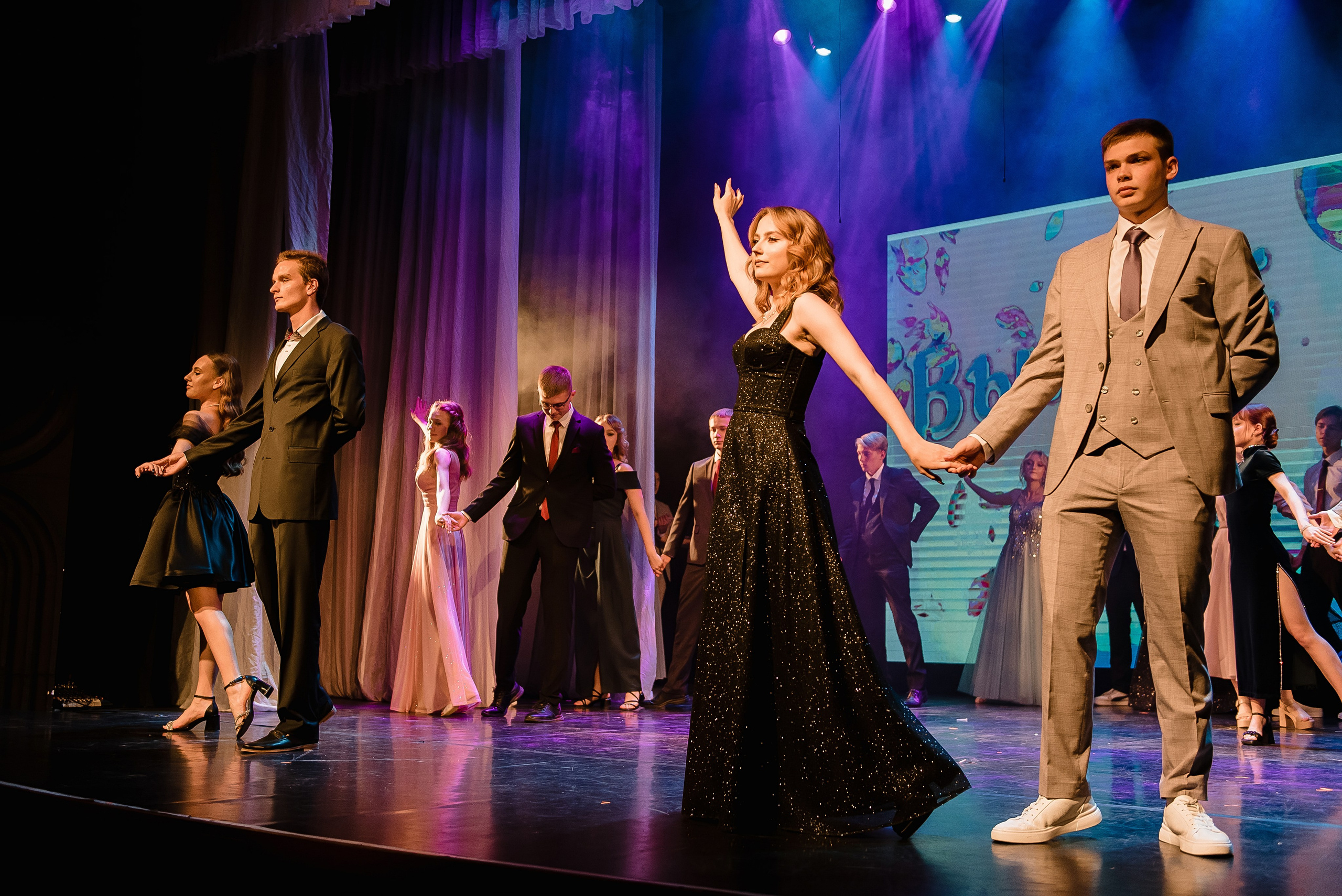 Выпускной школа 2024. Фотограф Рязань. Дарья Дмитриева