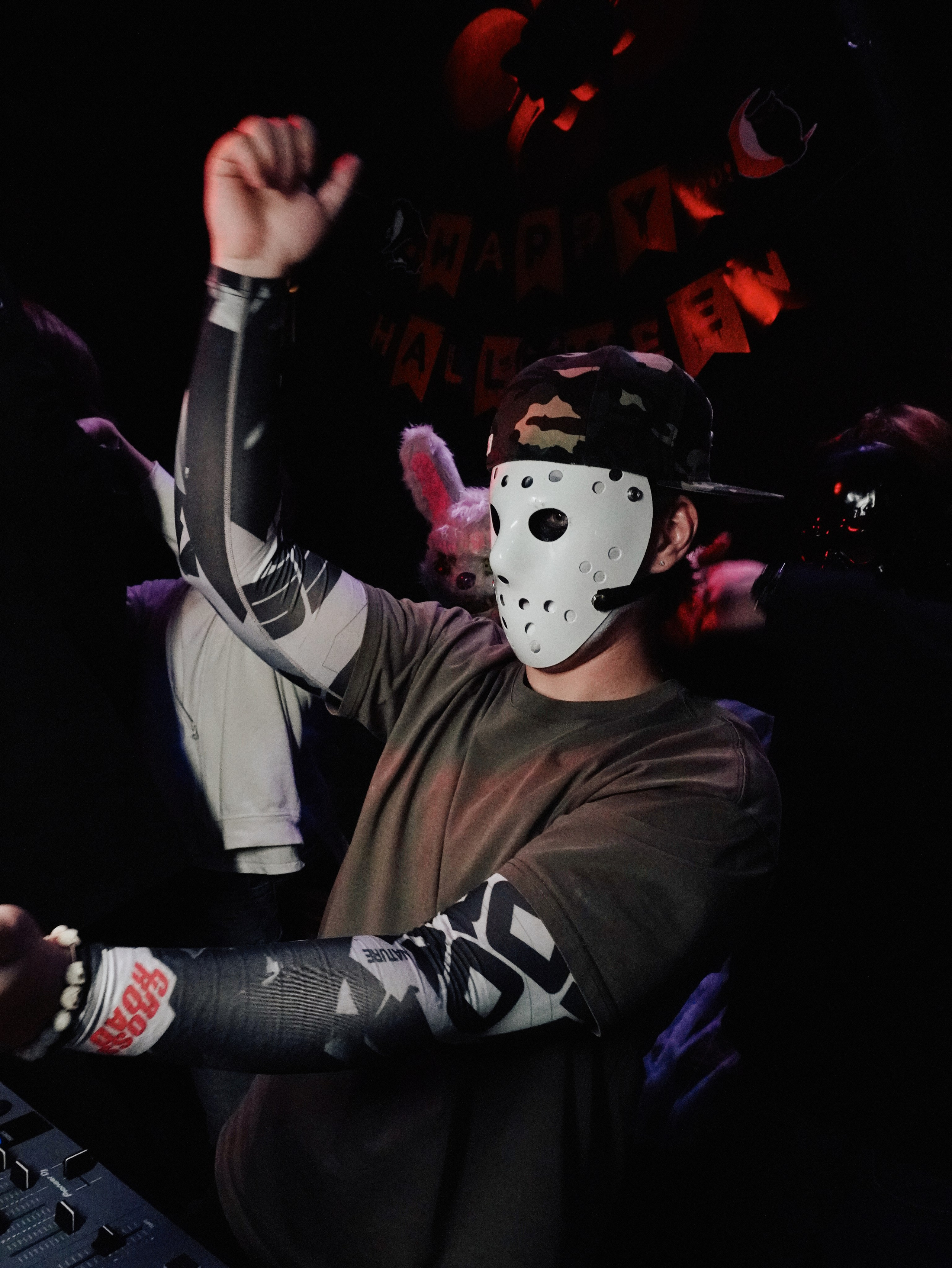 MOSHPIT HALLOWEEN 2026. RONNY photo | фотограф Екатеринбург — Санкт-Петербург