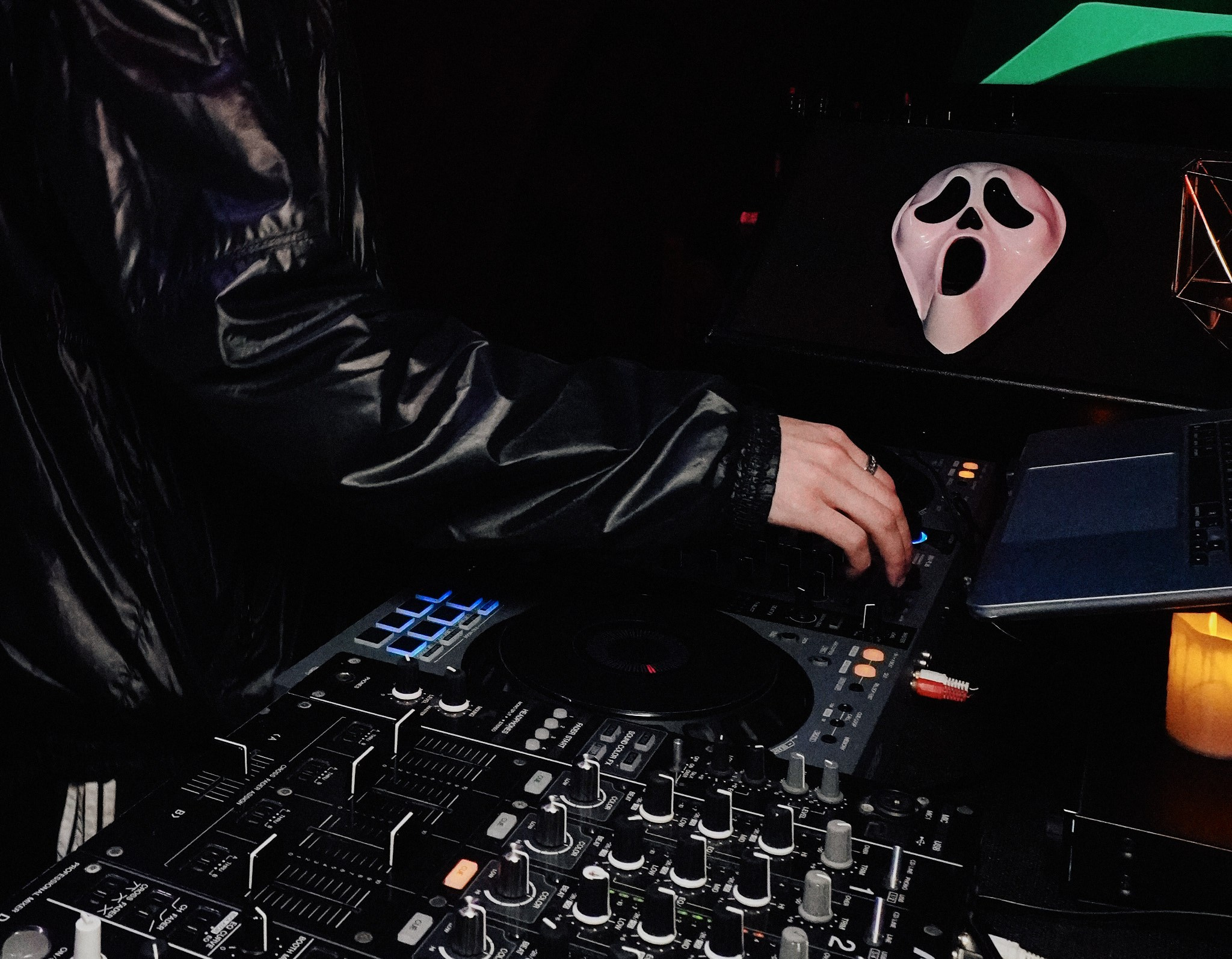 MOSHPIT HALLOWEEN 2026. RONNY photo | фотограф Екатеринбург — Санкт-Петербург
