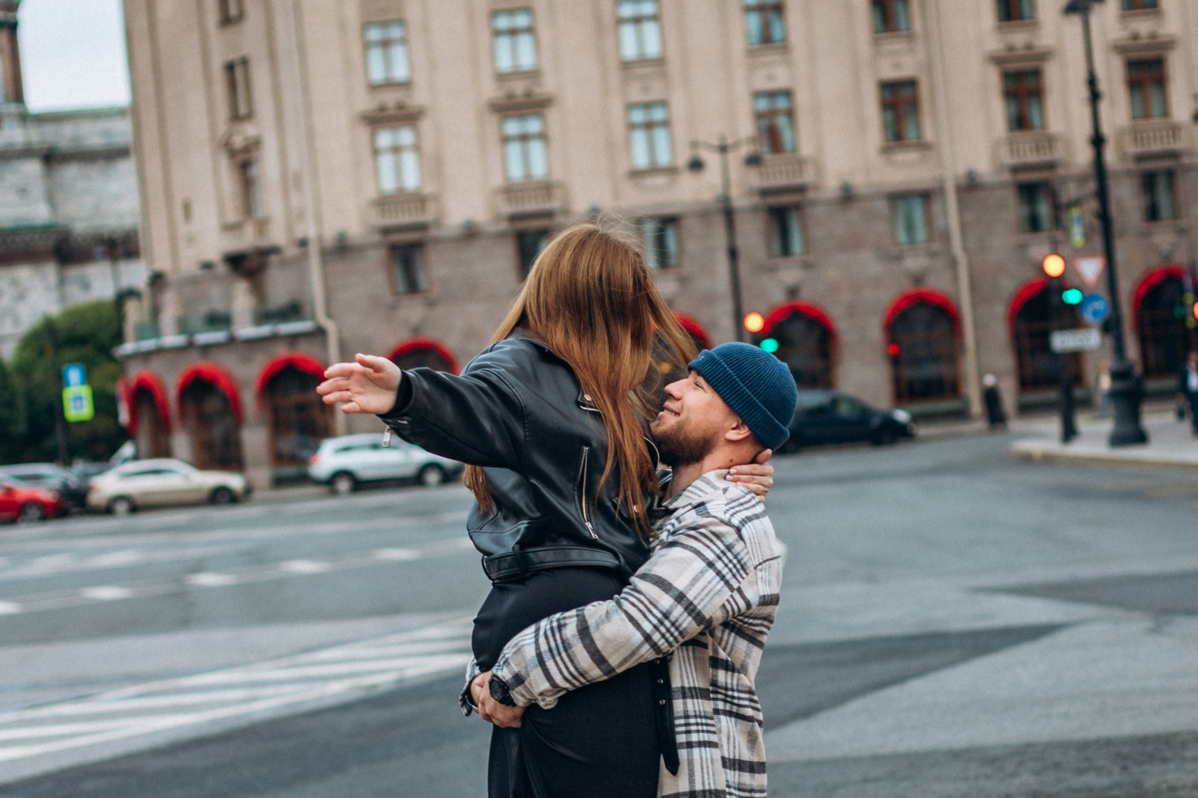 Владимир и Екатерина в октябре. Фотопрогулка в Петербурге. Индивидуальный и семейный фотограф в Санкт-Петербурге