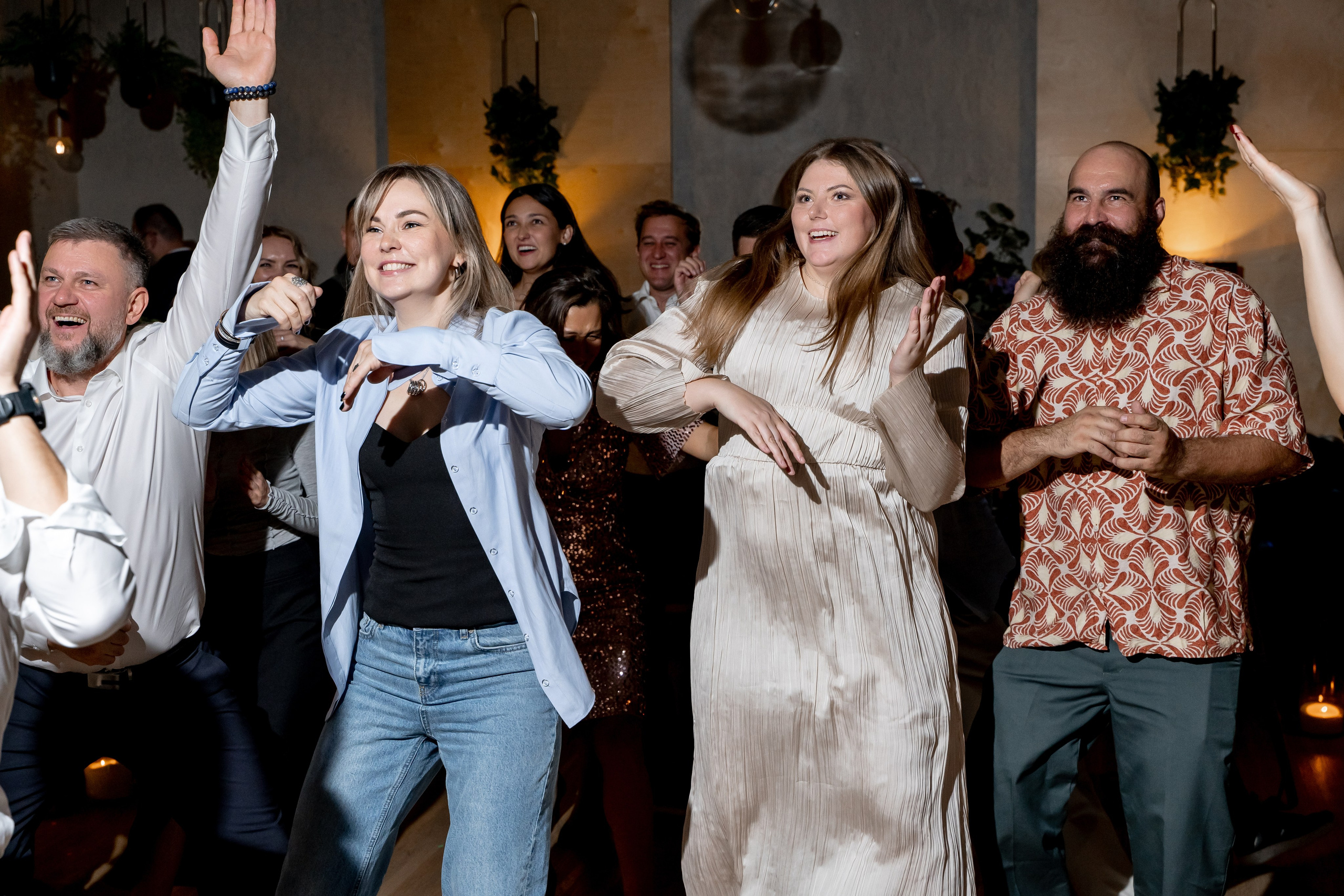 Репортаж мероприятия, репортажная съемка в Москве и Московской области, фотограф на мероприятие, фотосъемка юбилея, репортаж свадьбы, event, фотосессия на фотозоне, фотограф на юбилей, фотограф на день рождения, репортажный фотограф, съемка мероприятия, съемка на фотозоне, фотограф на корпоратив, фотограф на свадьбу, фотограф на детский праздник, фотограф на выпускной. Свадебный репортаж в лофте.