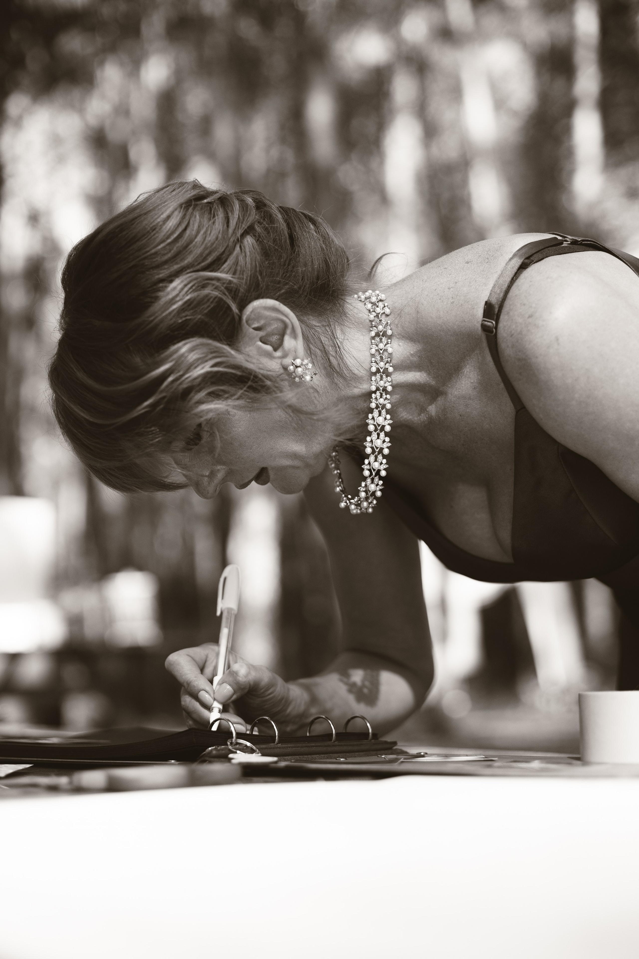 Корги свадьба в сосновом лесу. Фотограф Москва Жуковский Раменское