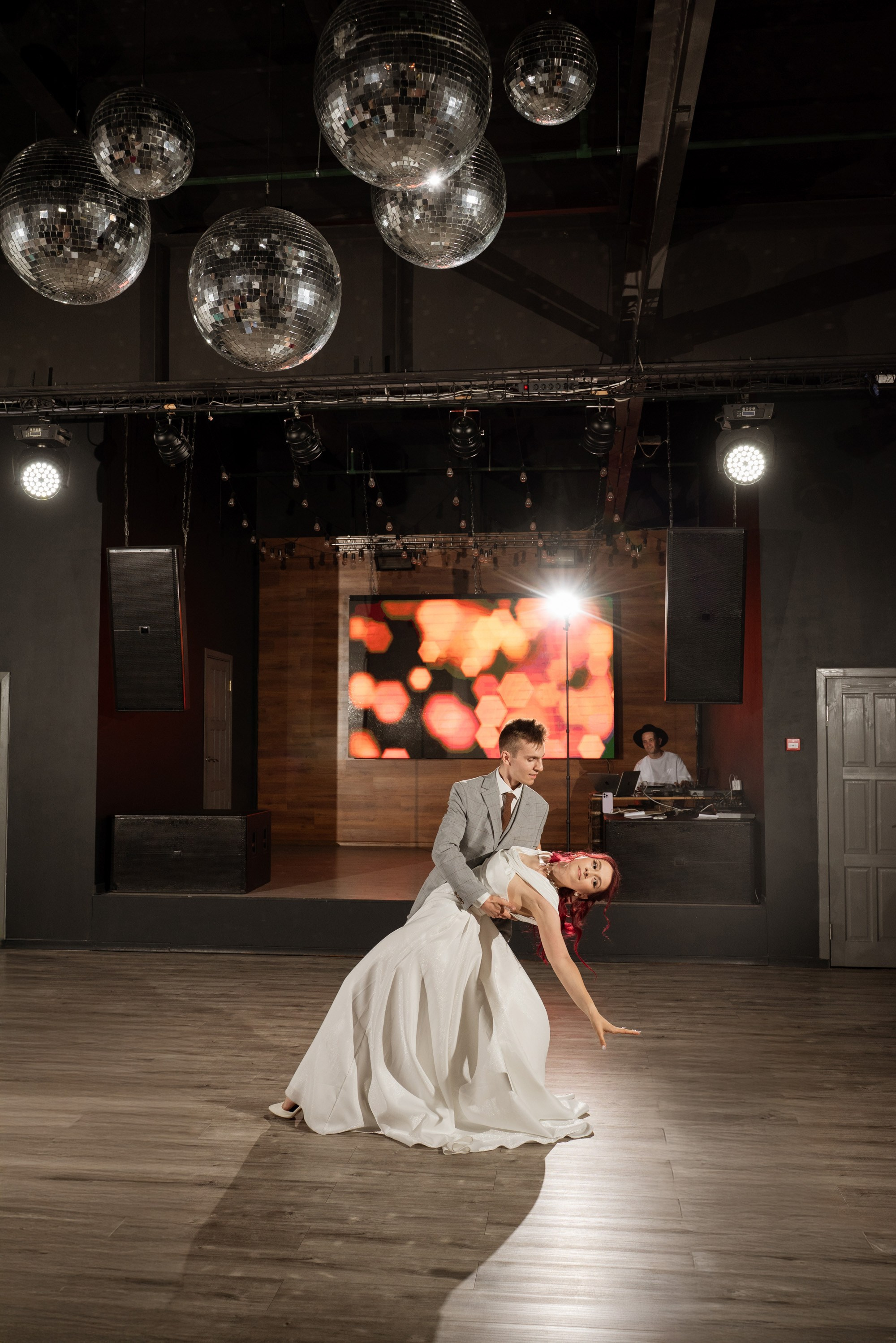 Пётр и Ирина | 01.08.25. Свадебный фотограф в Санкт-Петербурге Владислава Тюльпина