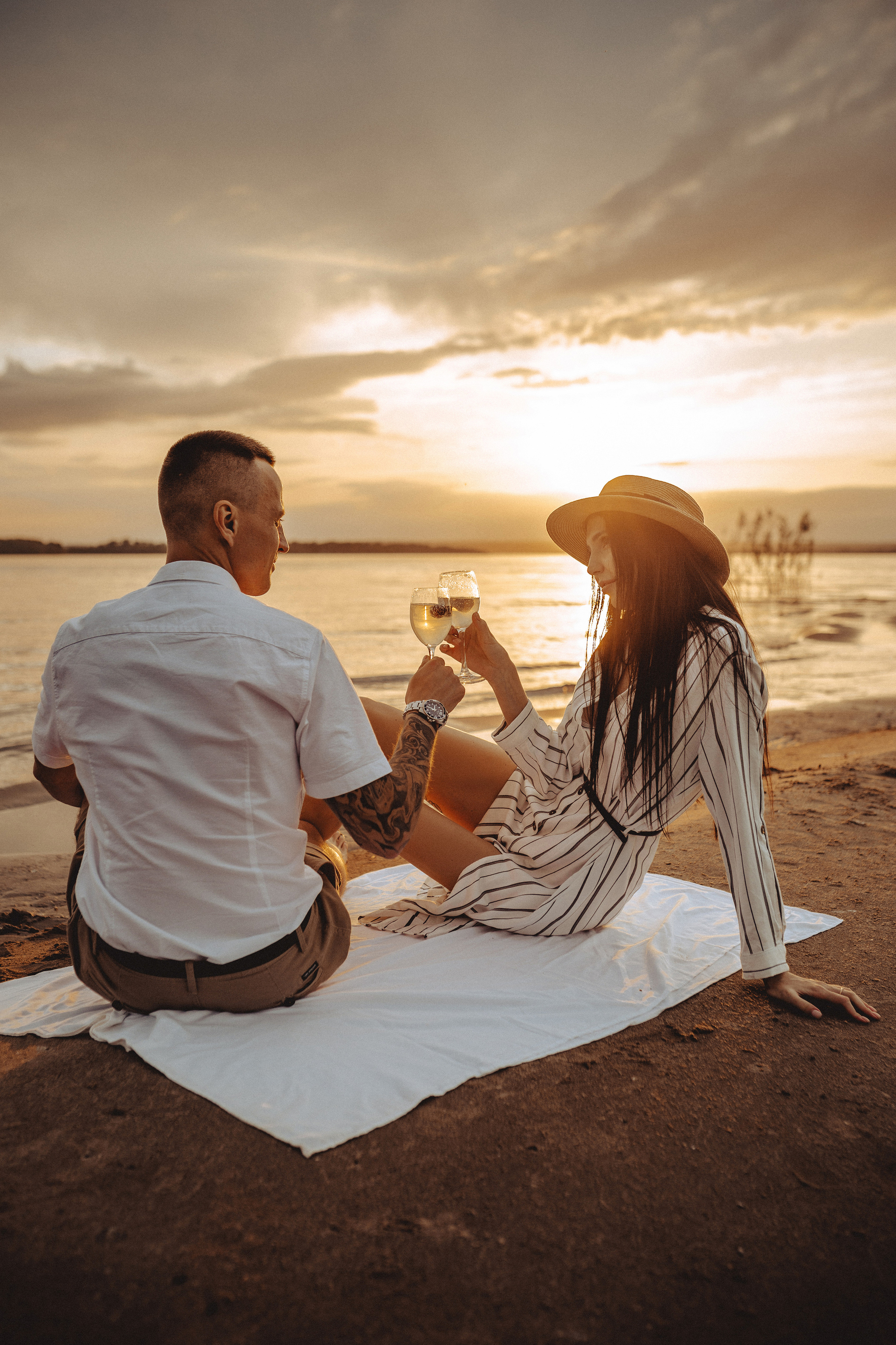 Фотосессия с катером, фотосессия на пляже, фотосессия на закате. Фотограф в Смоленске Ольга Давыдова