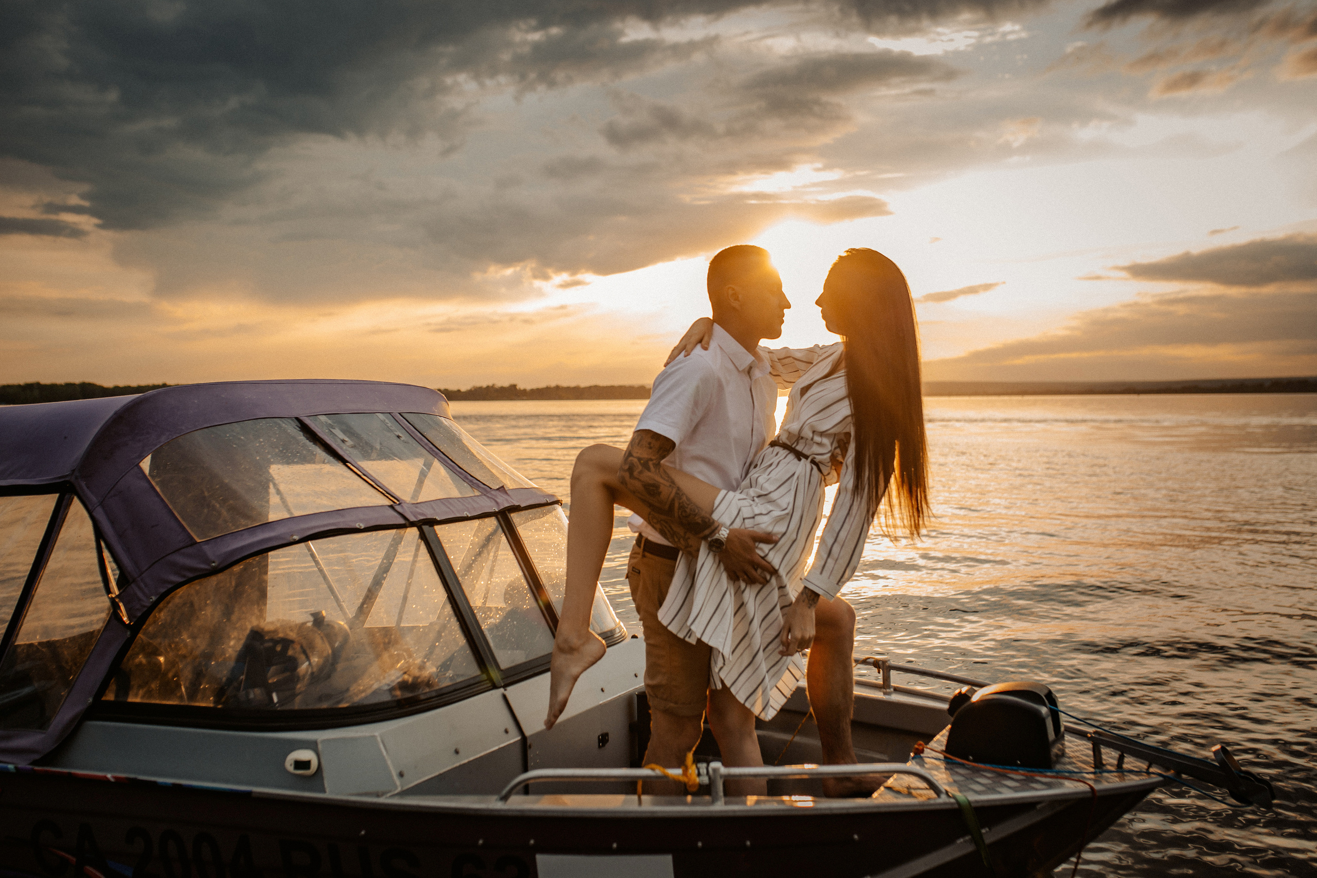 Фотосессия с катером, фотосессия на пляже, фотосессия на закате. Фотограф в Смоленске Ольга Давыдова