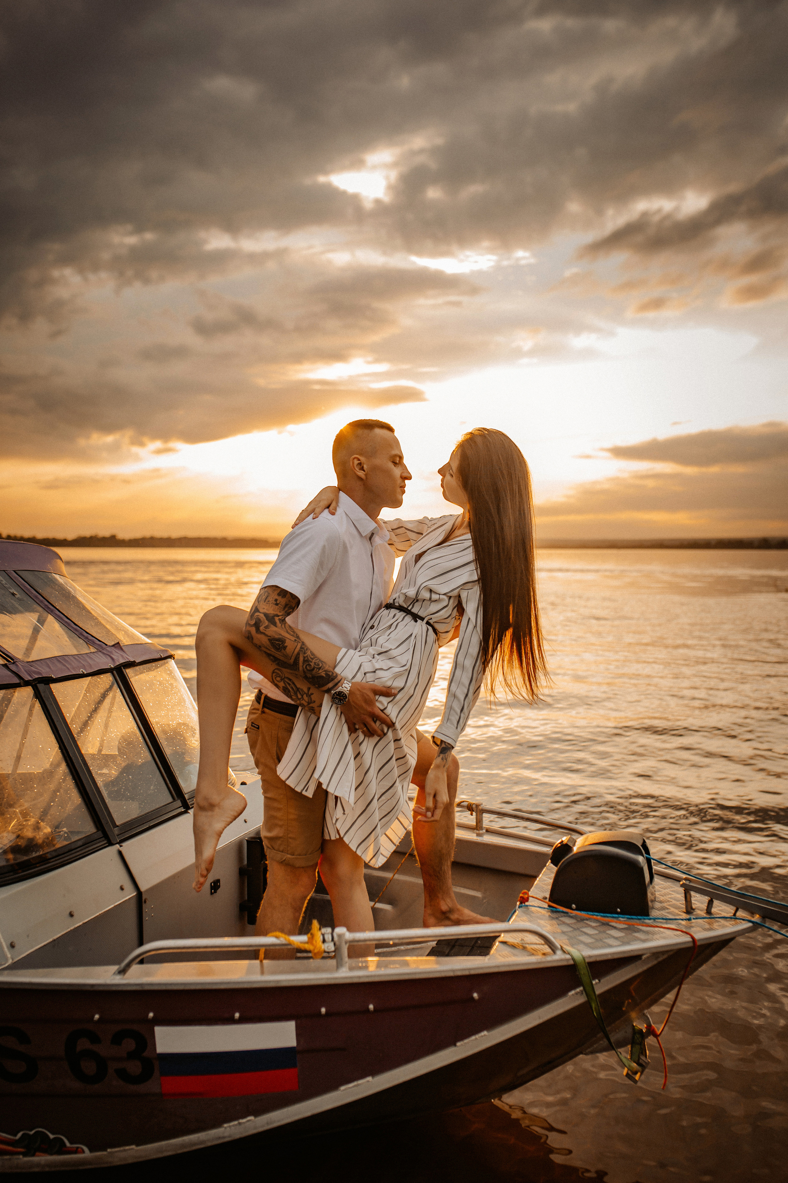 Фотосессия с катером, фотосессия на пляже, фотосессия на закате. Фотограф в Смоленске Ольга Давыдова