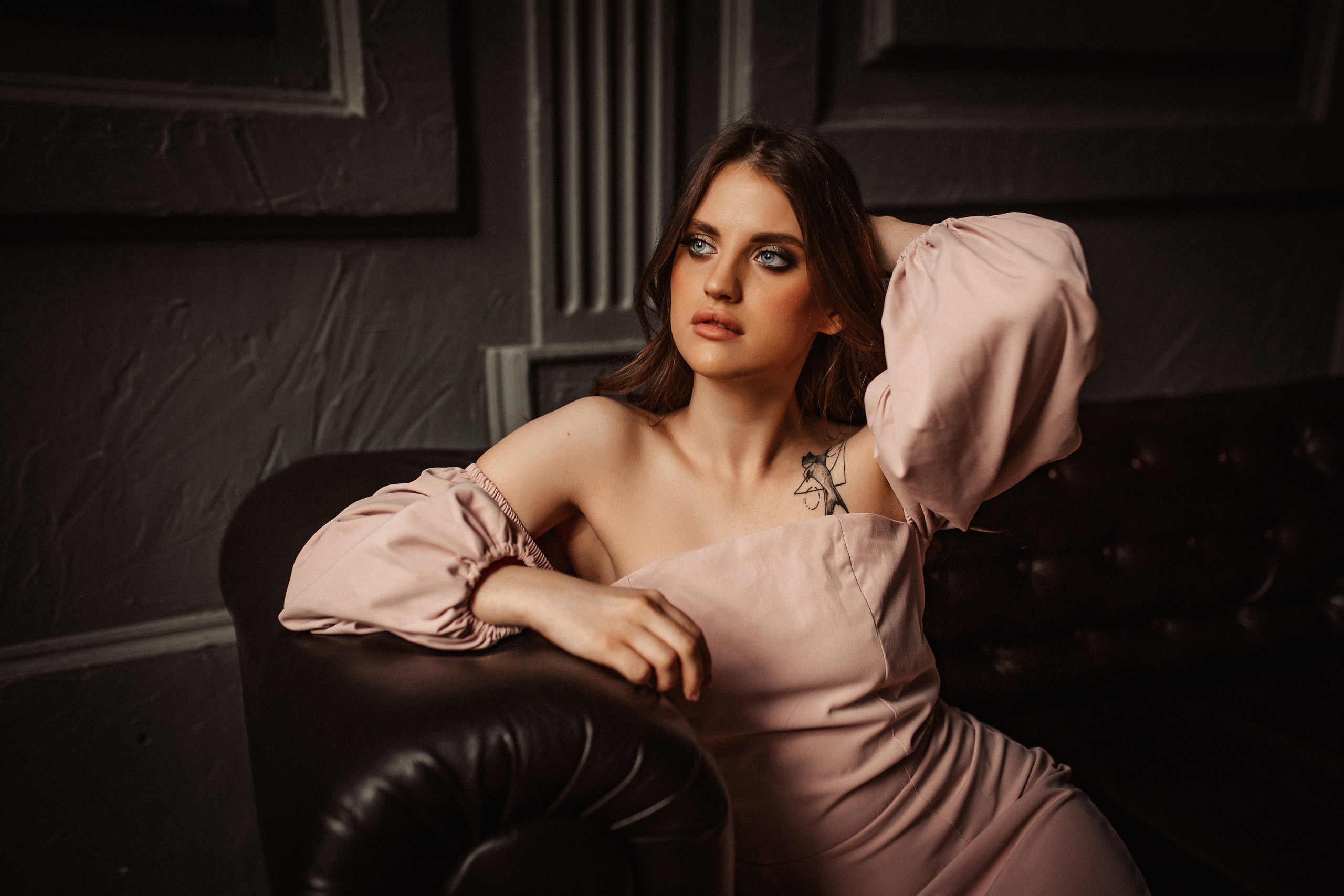 Фотосессия в тёмной студии. Фотограф в Смоленске Ольга Давыдова