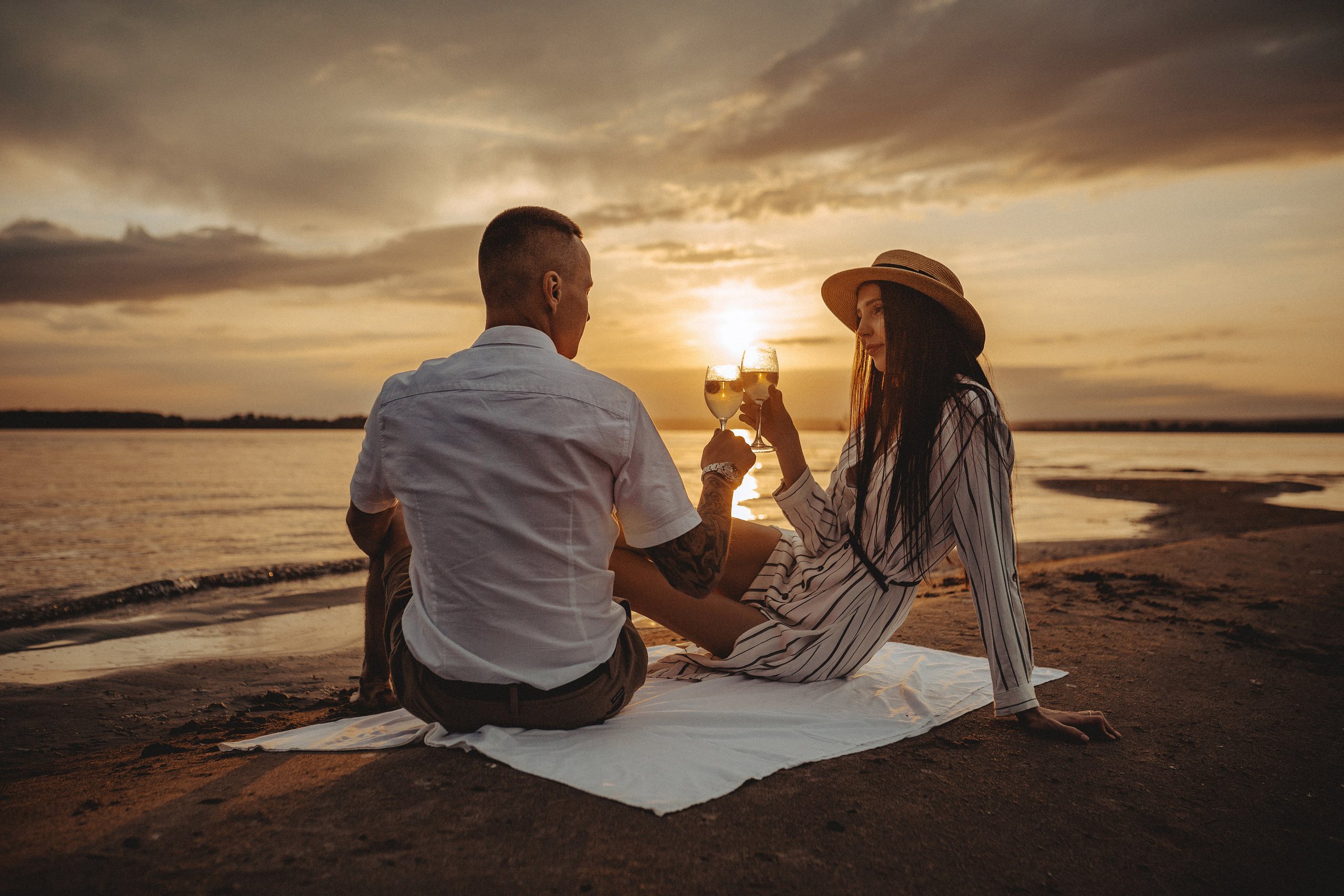 Фотосессия с катером, фотосессия на пляже, фотосессия на закате. Фотограф в Смоленске Ольга Давыдова