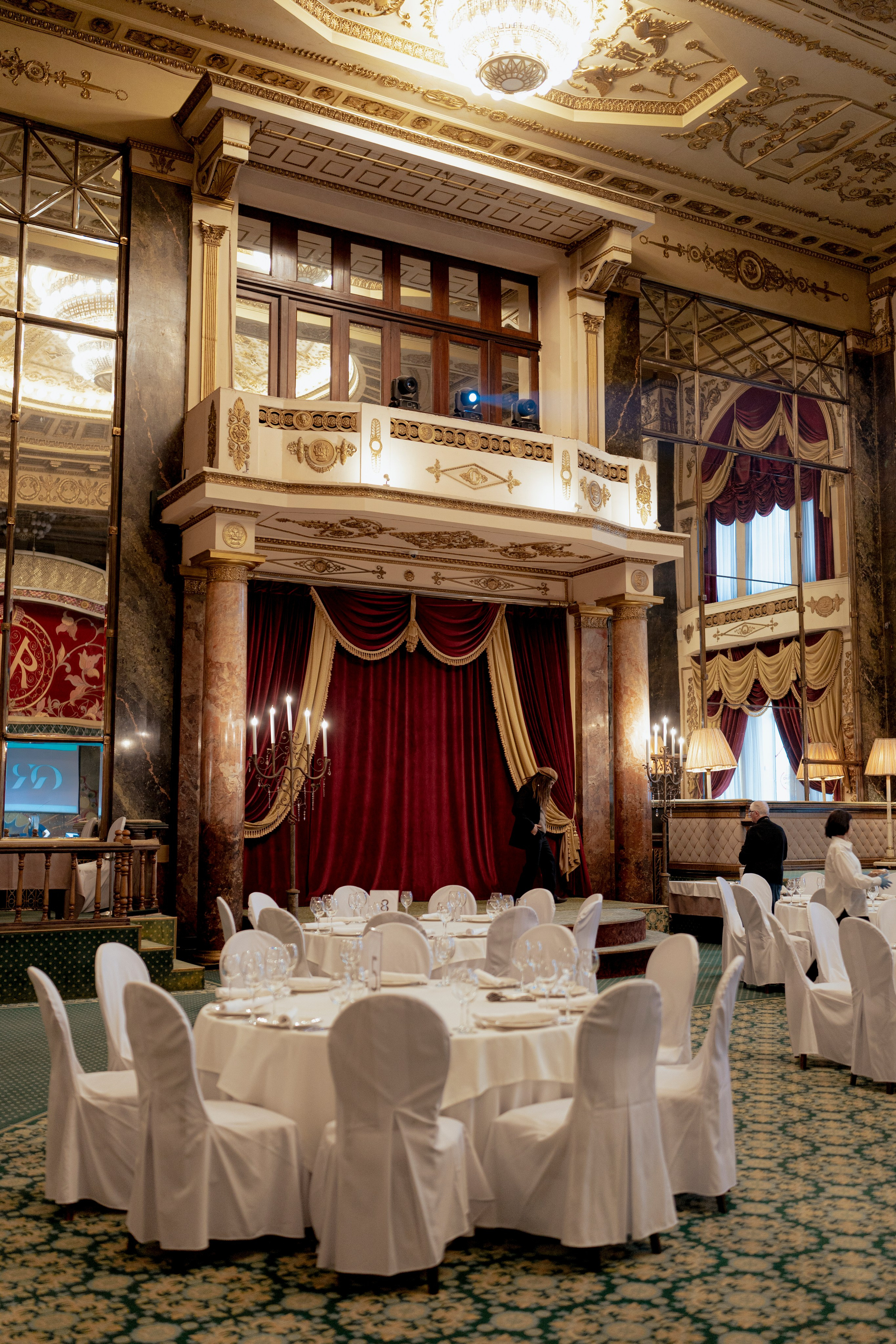 Ресторан Ярь / День рождение QR. Свадебный фотограф в Москве Кристина Чехова