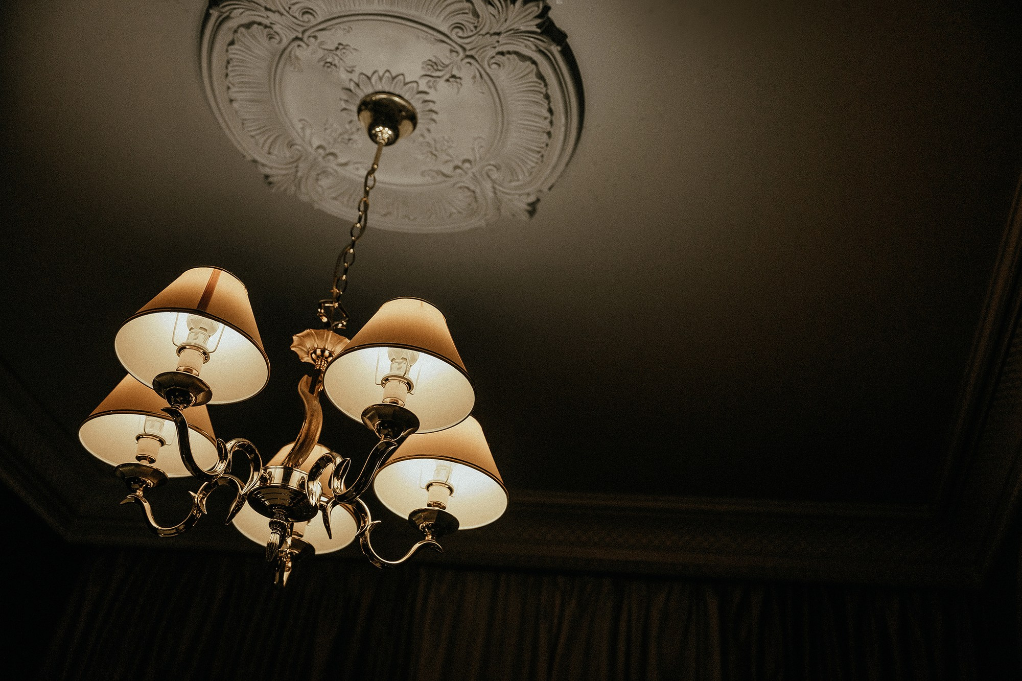 What We Do in the shadows. Свадебный фотограф в Москве и Санкт-Петербурге Анастасия Мирославская