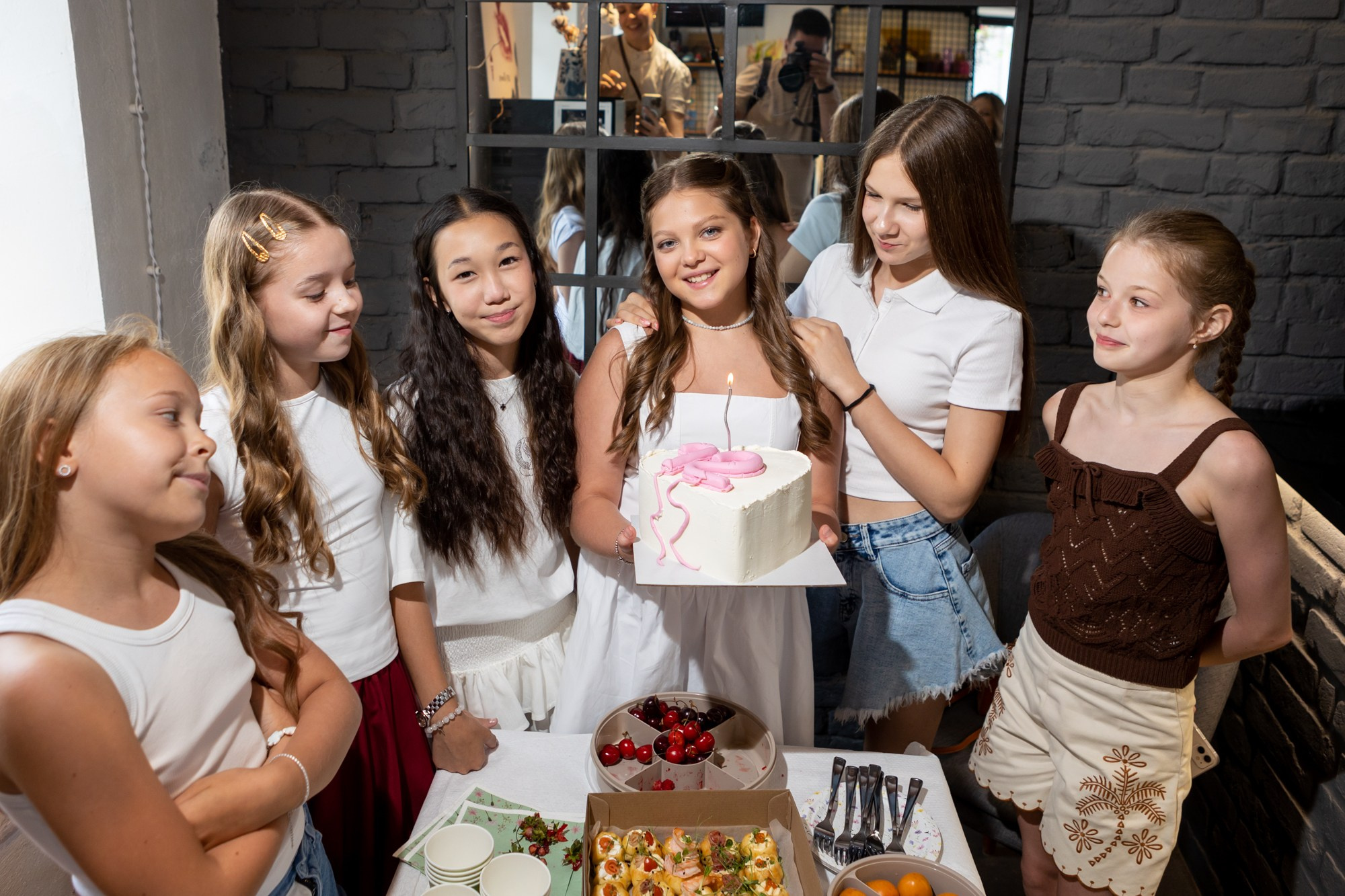 День рождения в Loft Flowers. Фотограф в Оренбурге. Профессиональный фотограф