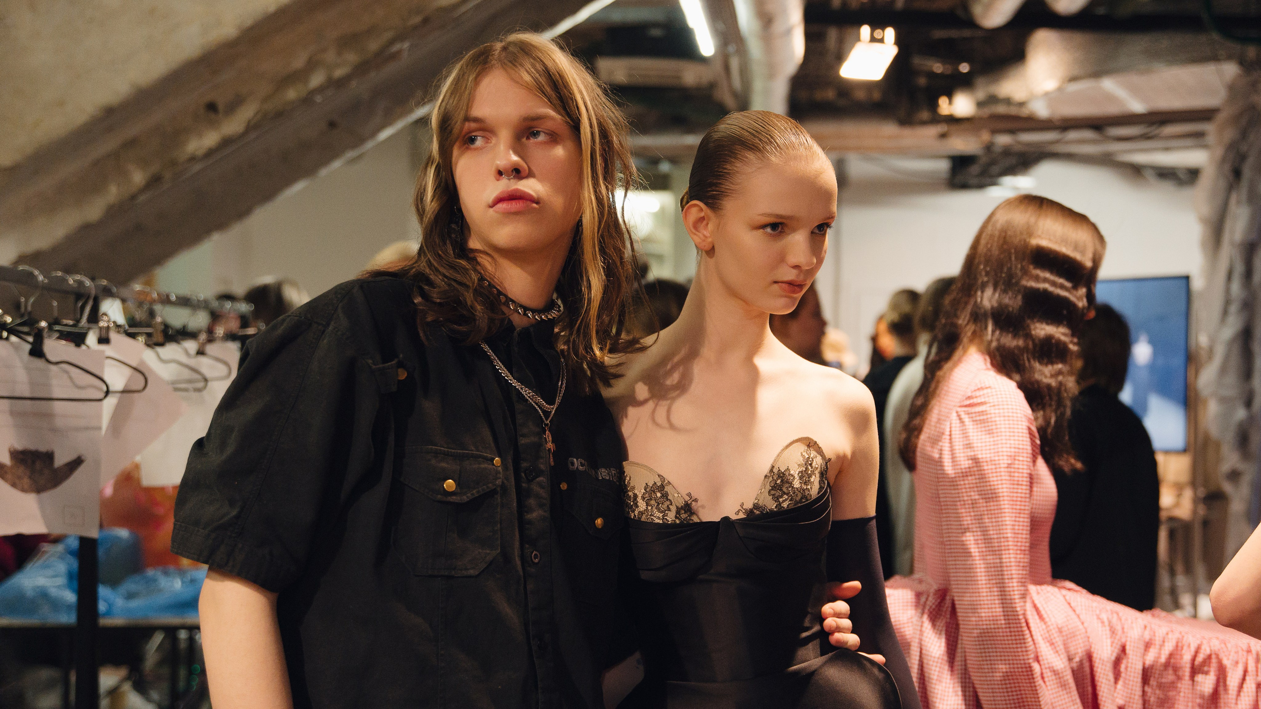 Бекстейдж показа «Новые Имена» собака.ru|ДЛТ. Портретный и репортажный фотограф в Санкт-Петербурге