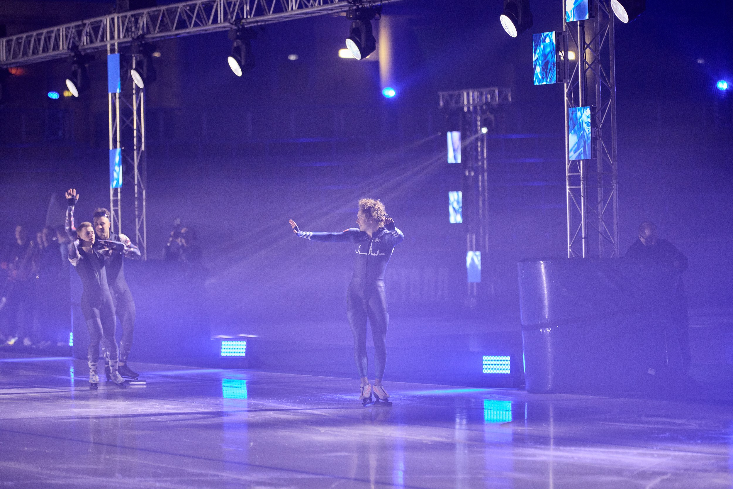 Фотосъемка Гала-шоу «Кристалл» 4.04.2026. Режиссёр, клипмейкер, фотограф — Андрей Охота