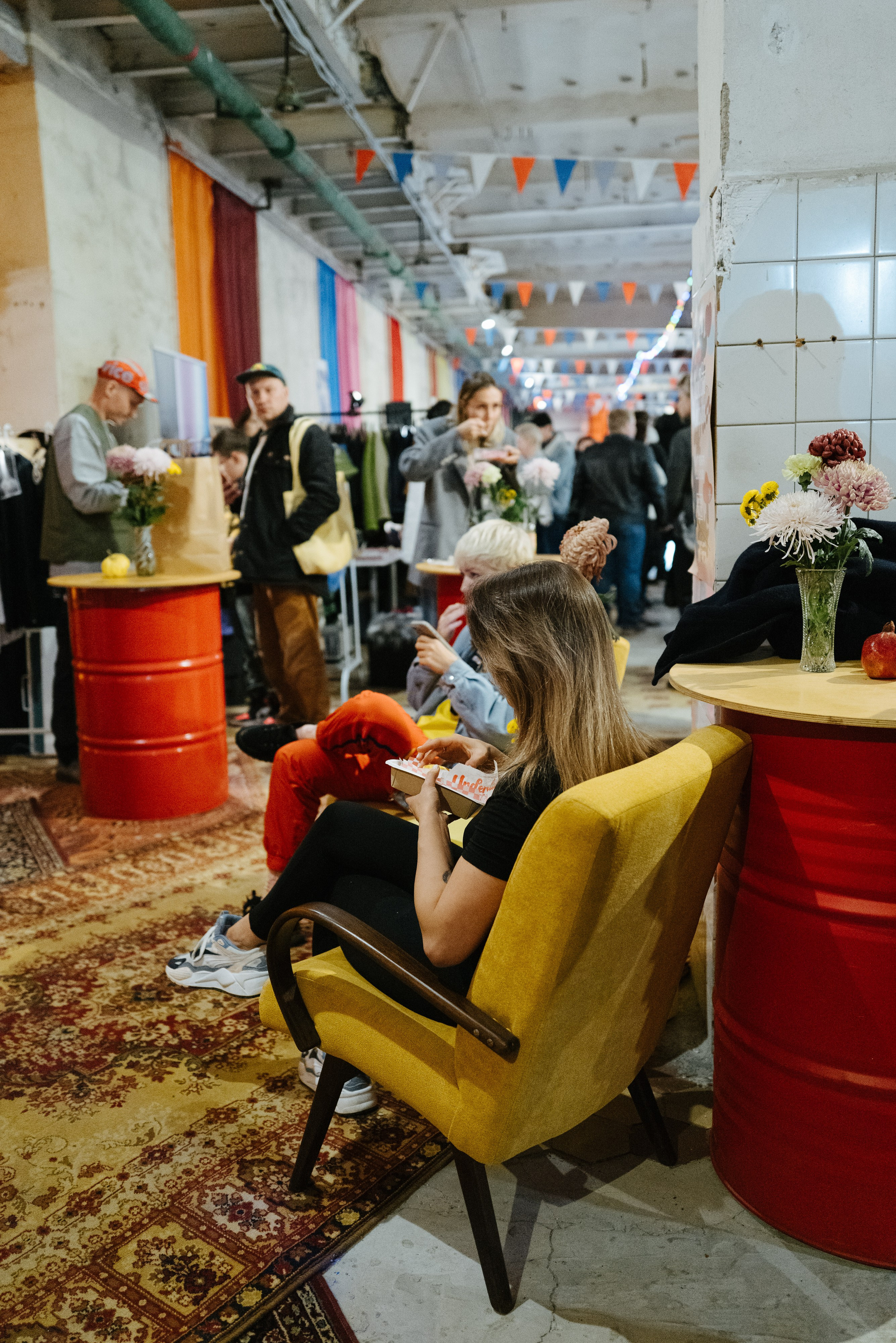 16 ноября 2024 в пространстве «Кристалл» / фото Валерий Белобеев. Фотоотчеты «Ламбада-маркета»