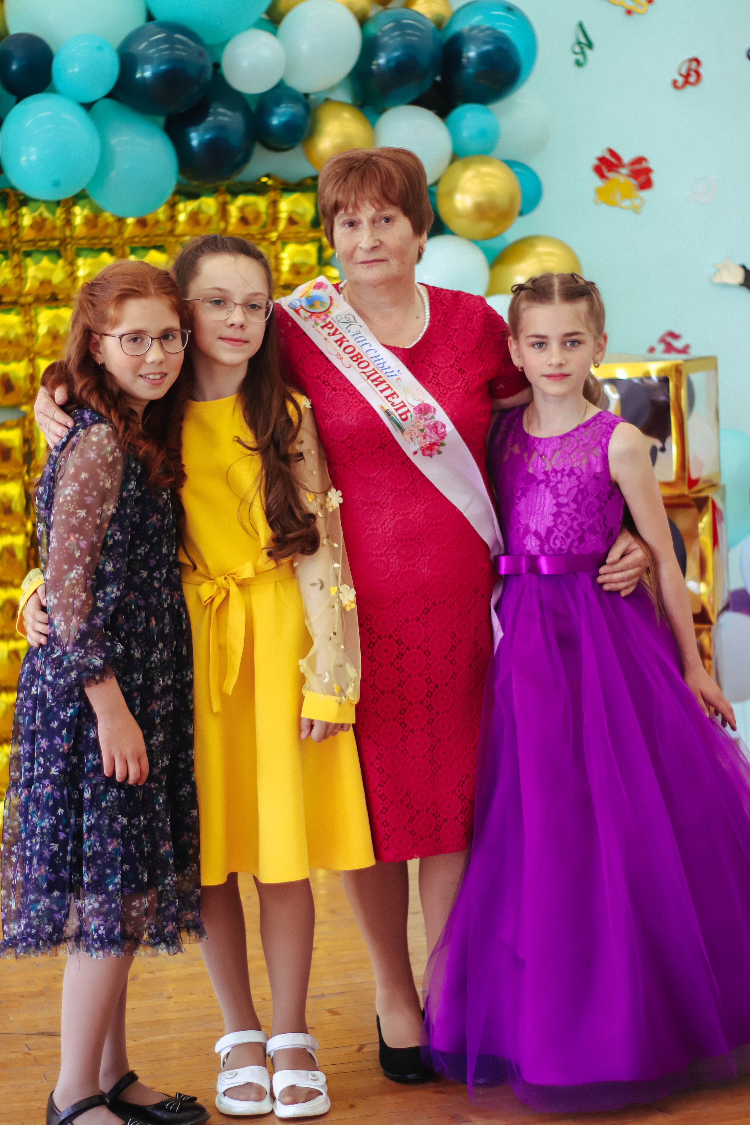 Выпускной 4 класс. Фотограф Дарья Маташкова