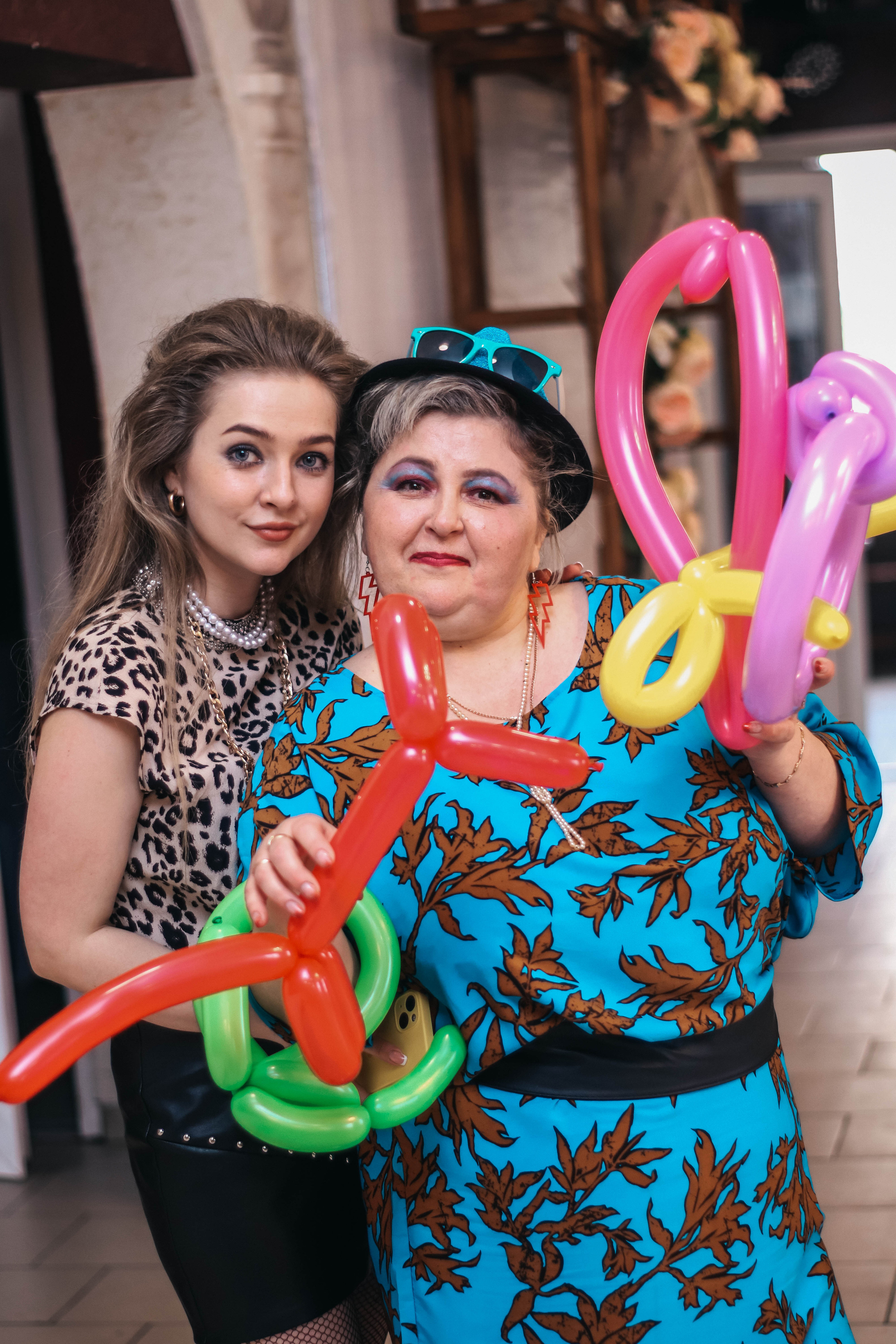 Вечеринка в стиле 90-х (кафе Кукушка). Фотограф Дарья Маташкова