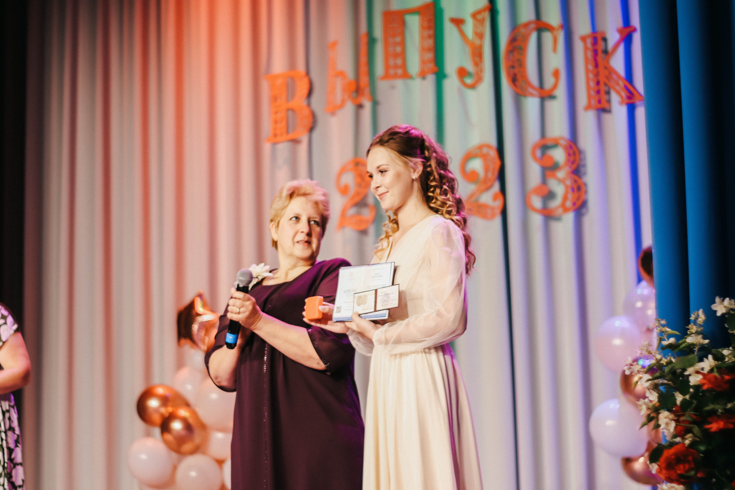 Выпускной 11 класс. Фотограф Дарья Маташкова