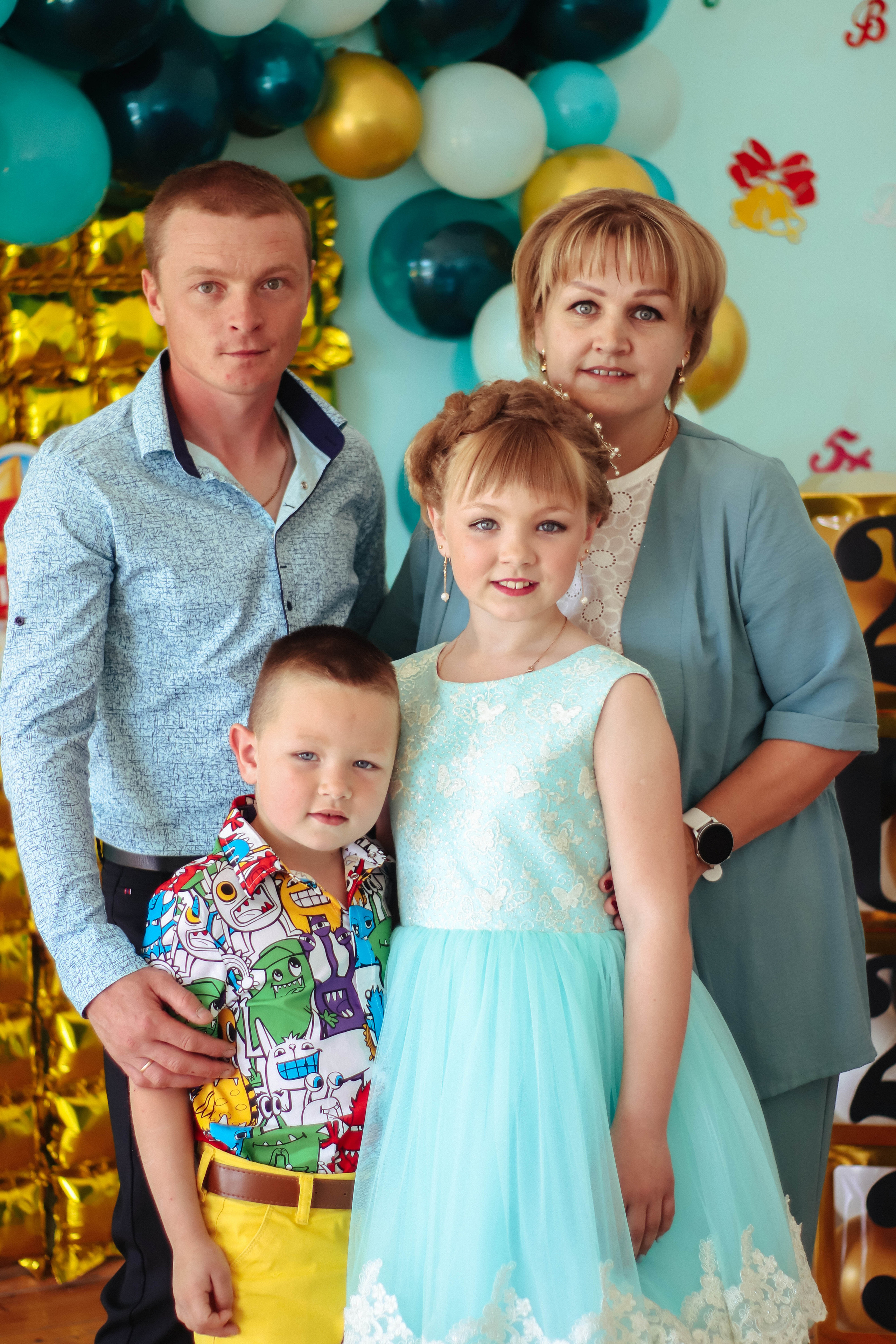 Выпускной 4 класс. Фотограф Дарья Маташкова