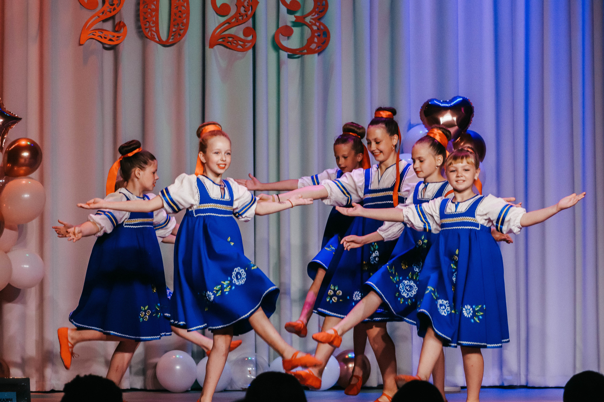 Выпускной 11 класс. Фотограф Дарья Маташкова