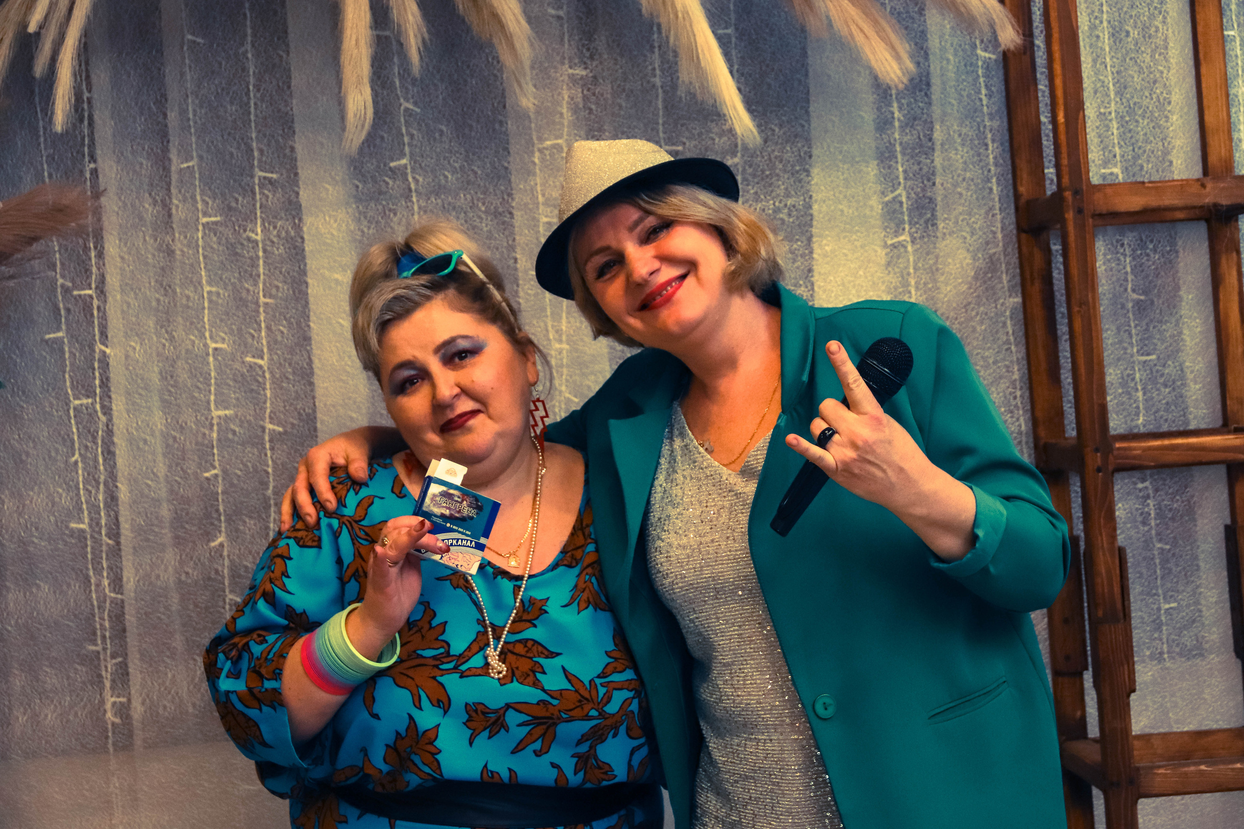 Вечеринка в стиле 90-х (кафе Кукушка). Фотограф Дарья Маташкова