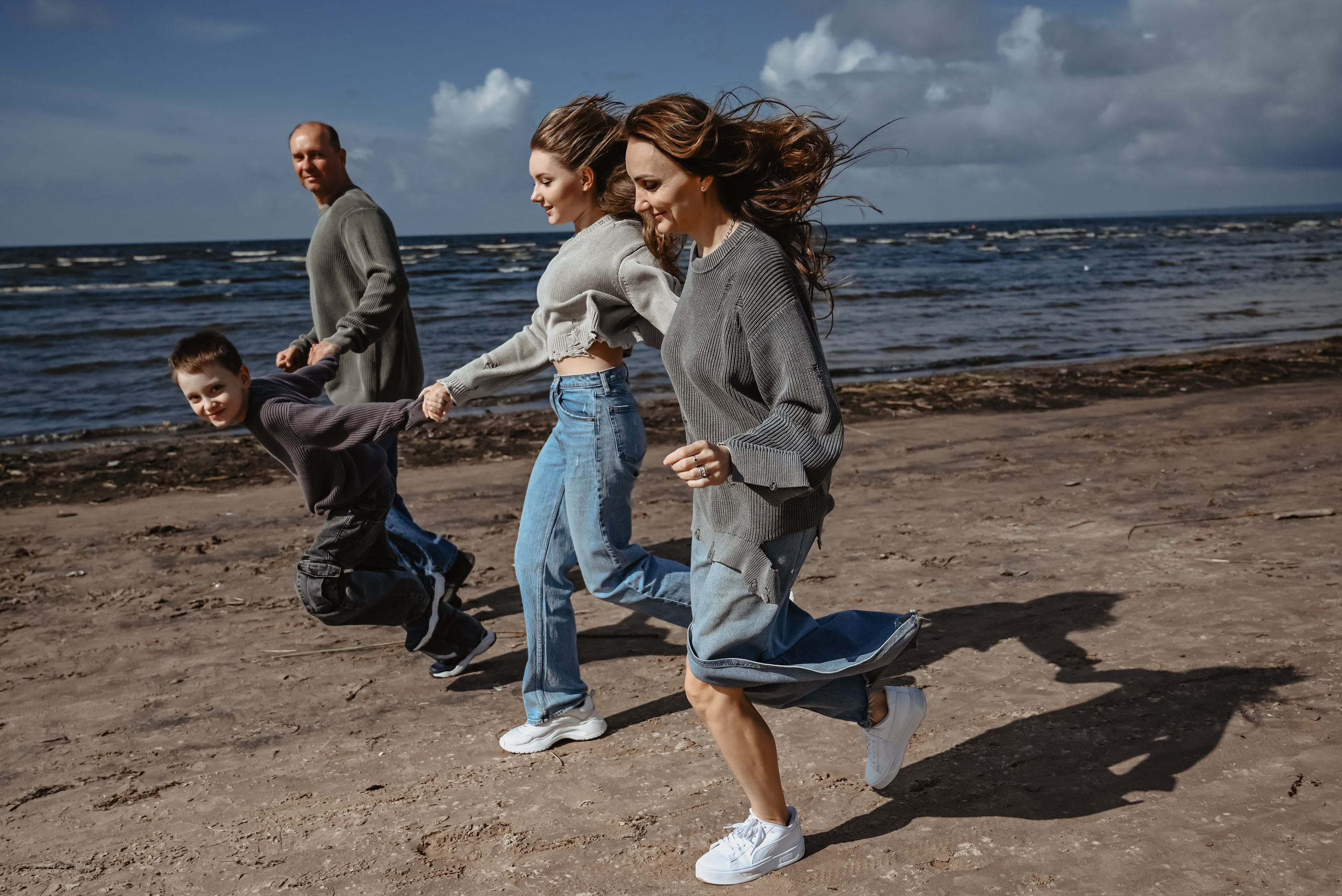 Семейные съёмки. Анастасия Петрович фотограф, фотокорреспондент в Москве и Санкт-Петербурге. Фотосъёмка репортажа, мероприятия, корпоративная съёмка, контент