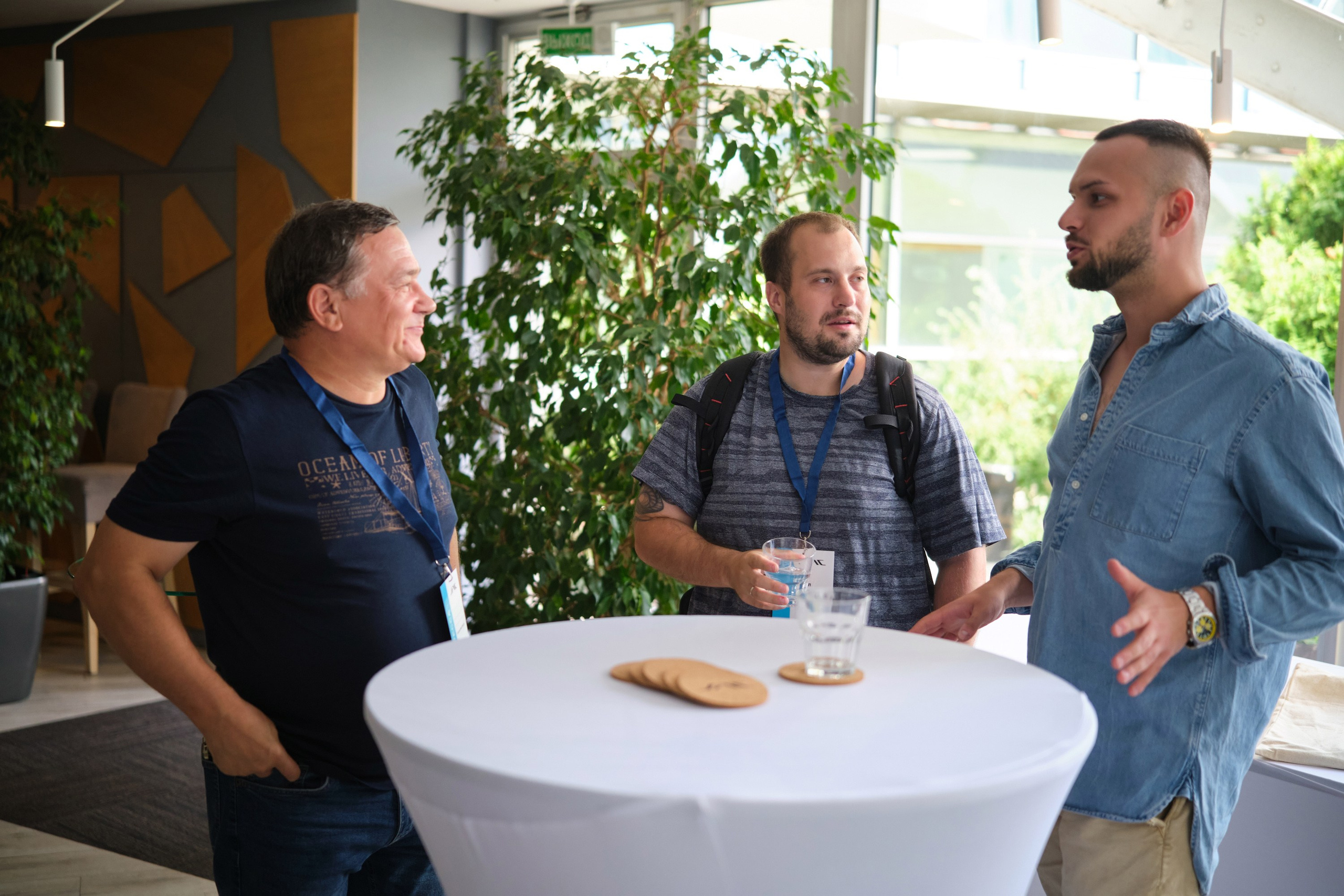 Презентация электромобиля JAC E30X в IBB Hotel. Репортажный фотограф Дмитрий Литвинский. Минск, Беларусь, мир