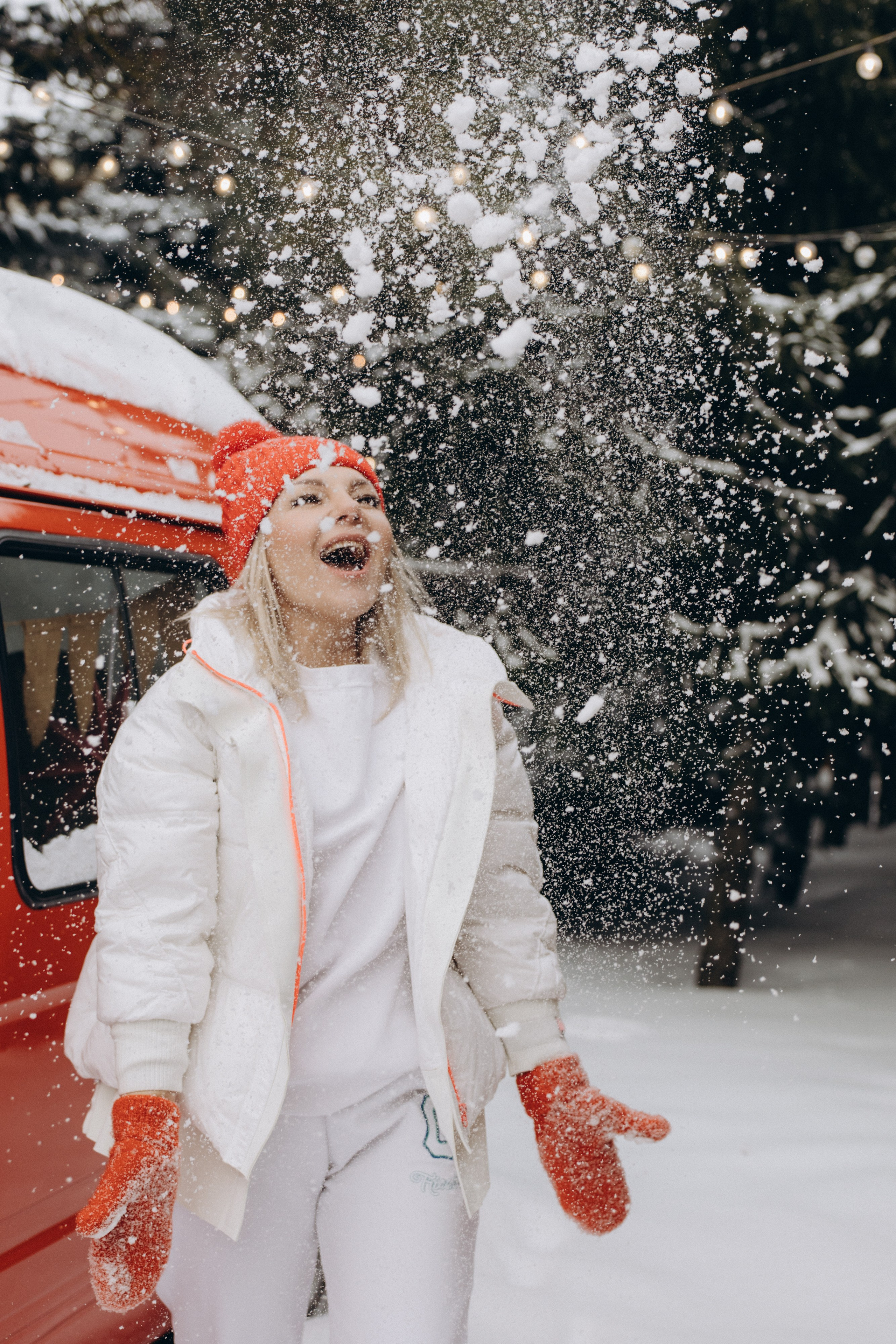 Кристина, Слава, Злата