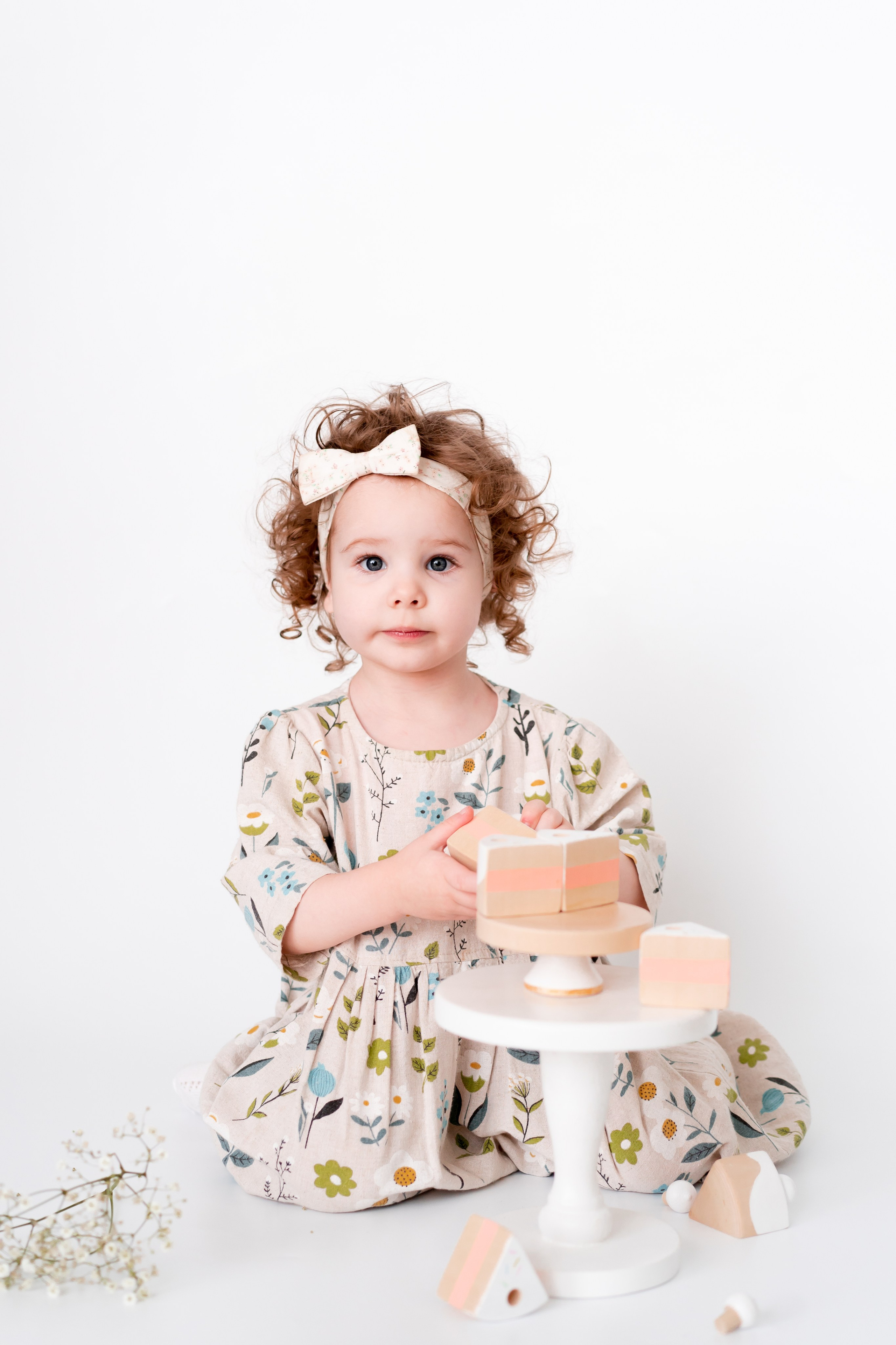 Кирочка и её семья. Детская, семейная фотостудия в Санкт-Петербурге