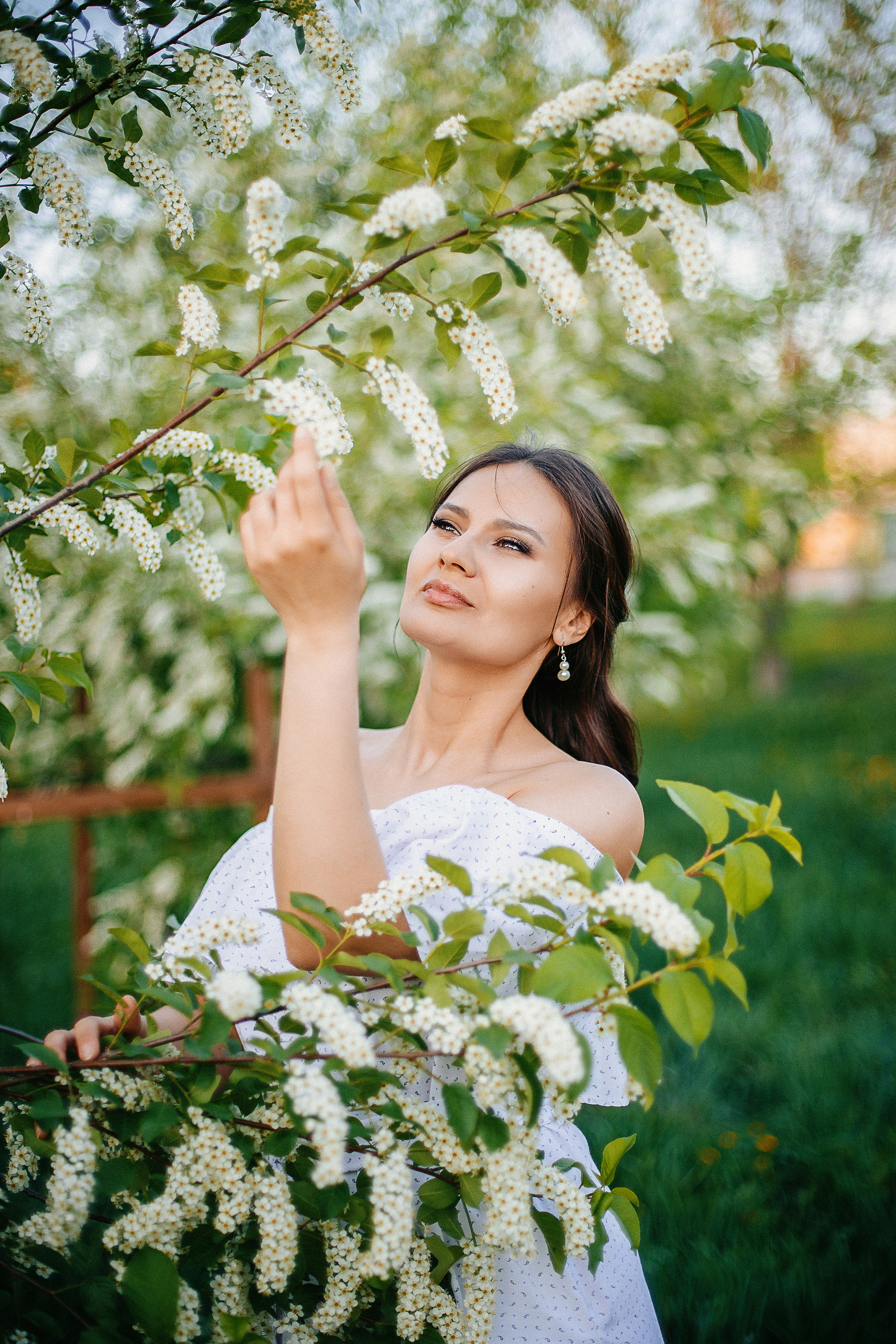 Весна девушка съемка. Выпускные альбомы Искитим, Бердск и Новосибирск Крюкова Елена