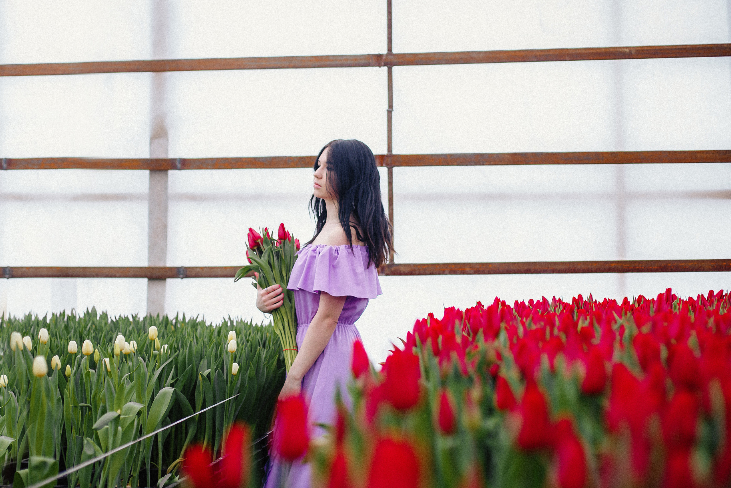 Александра цветы. Выпускные альбомы Искитим, Бердск и Новосибирск Крюкова Елена