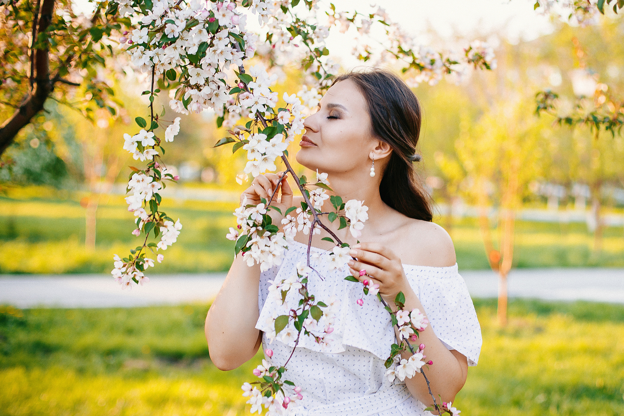 Весна девушка съемка. Выпускные альбомы Искитим, Бердск и Новосибирск Крюкова Елена