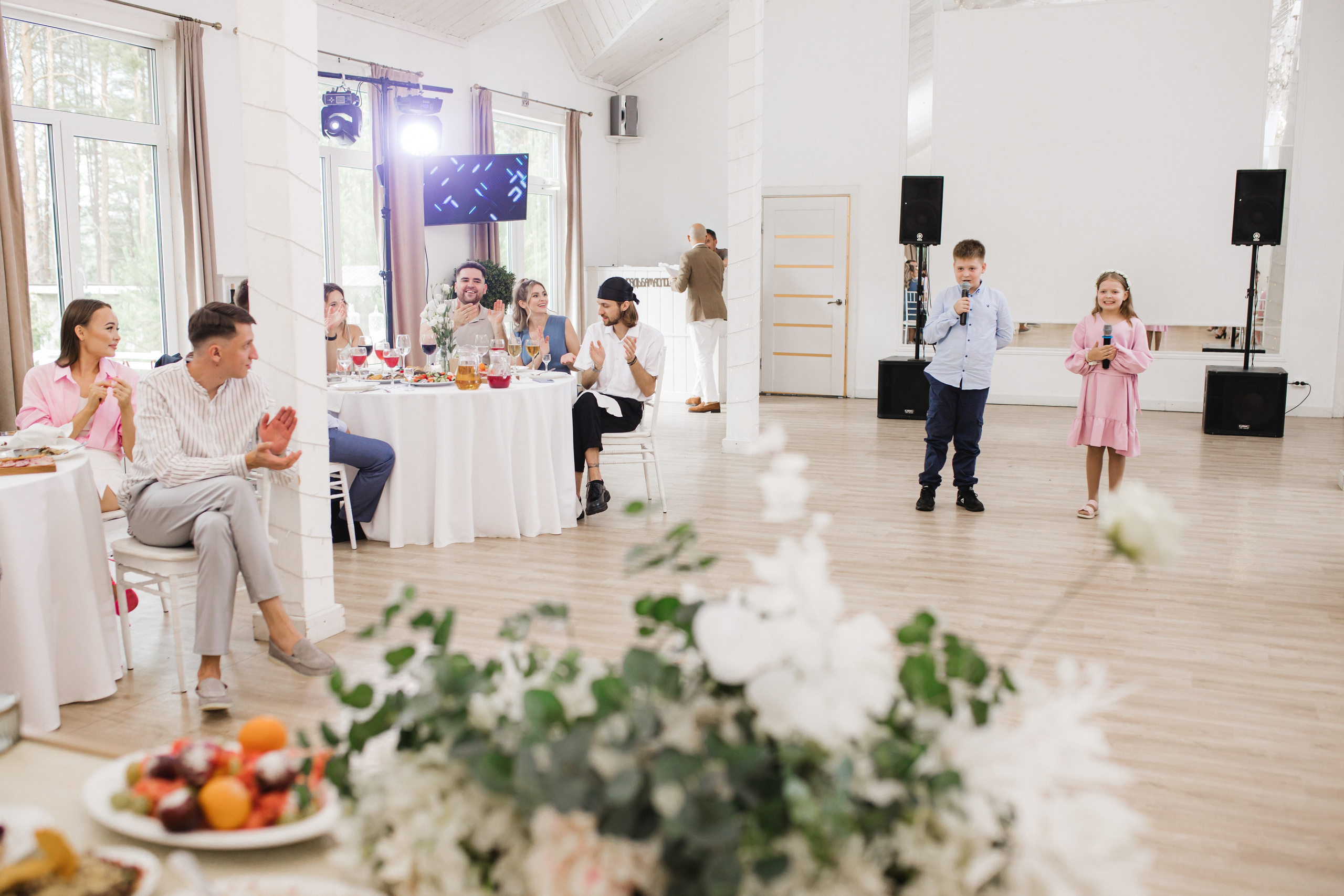 Света и Влад (регистрация банкет). Семейный и свадебный фотограф в Екатеринбурге Орлова Ирина
