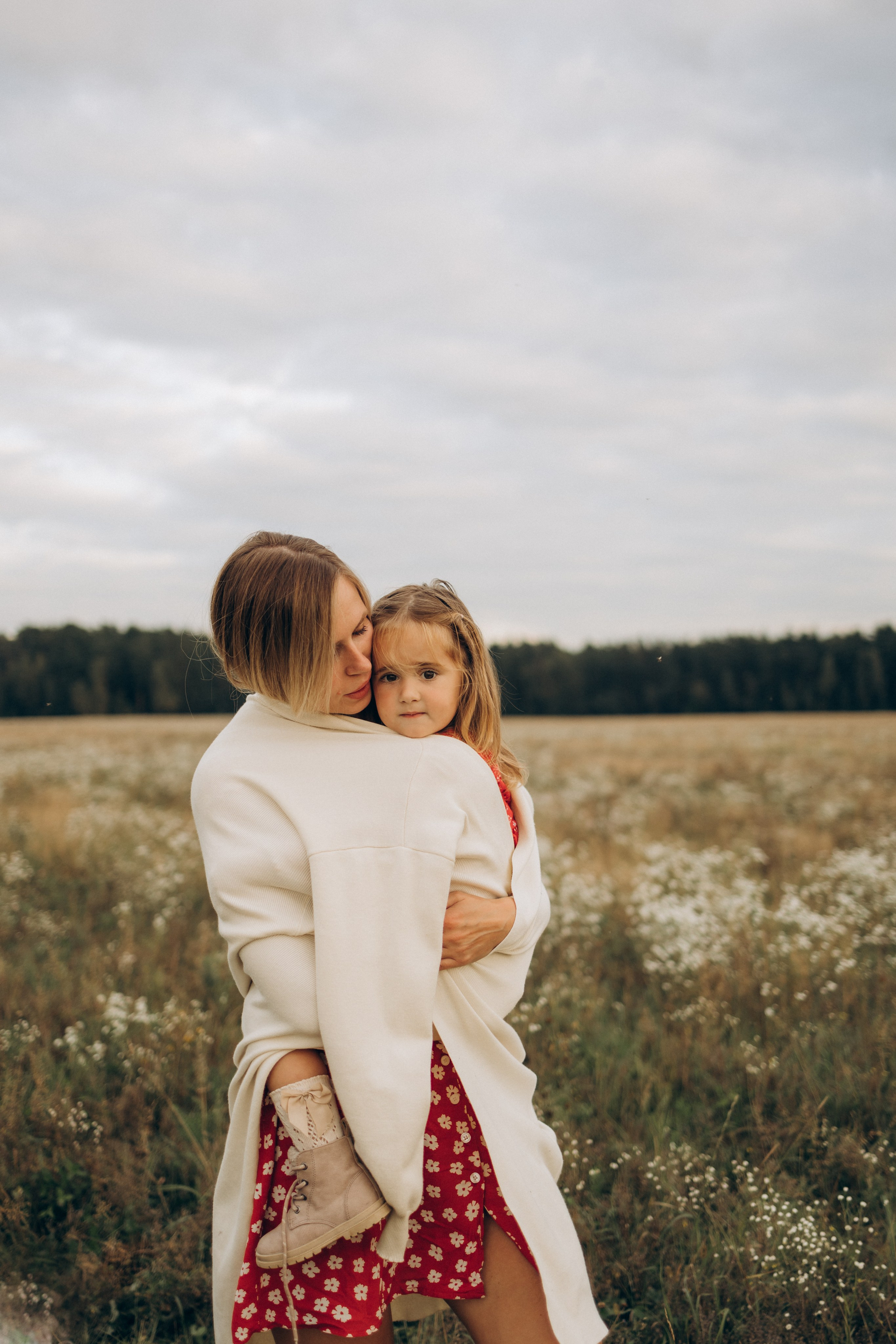 Мама и дочка (5.09.2025) г. Жуков (Калужская обл.). Надежда Стар семейный и церковный фотограф в Жукове и Калужской области