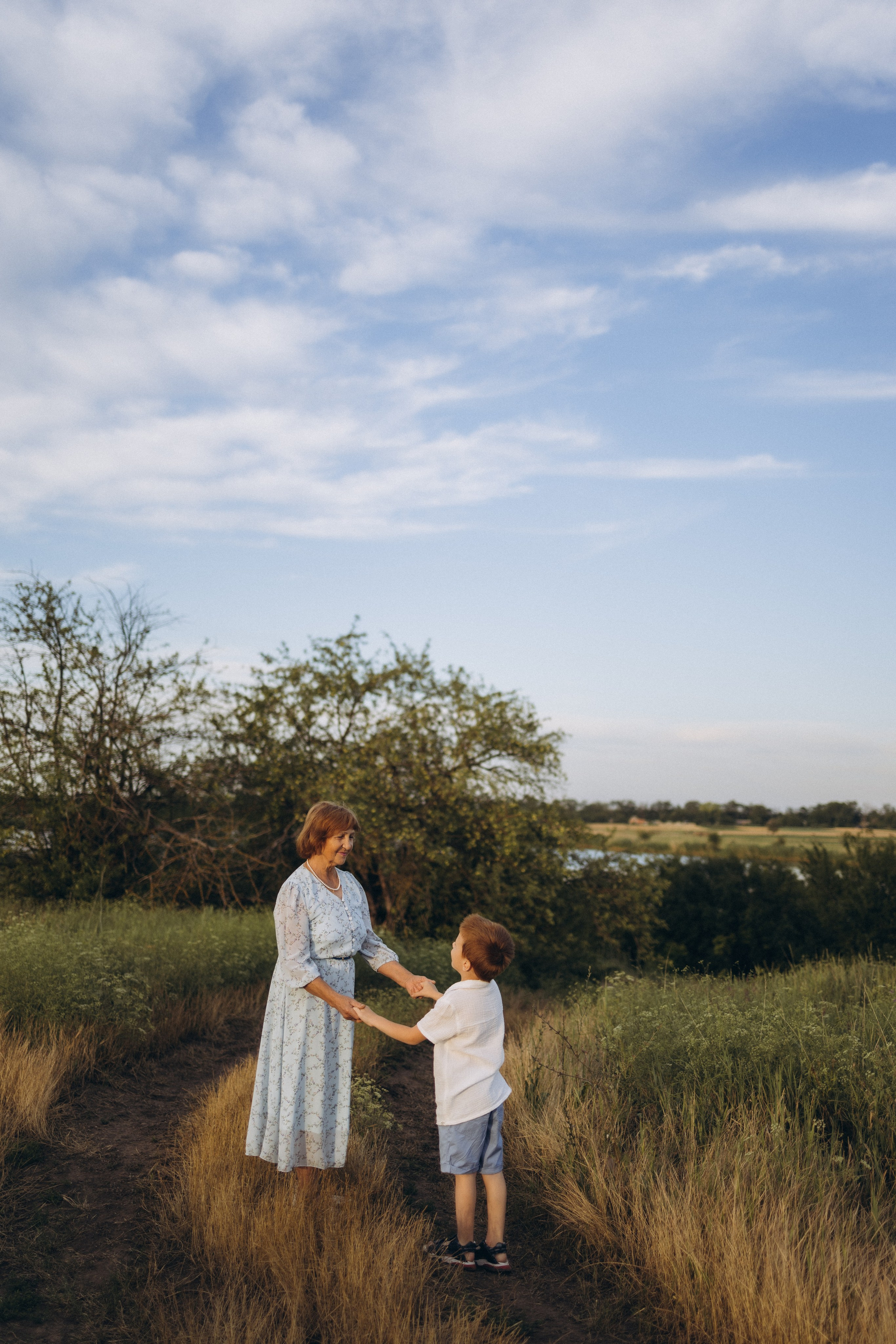 Бабушка и правнук (24.06.2025) ст. Староминская (Краснодарский кр.). Надежда Стар семейный и церковный фотограф в Жукове и Калужской области
