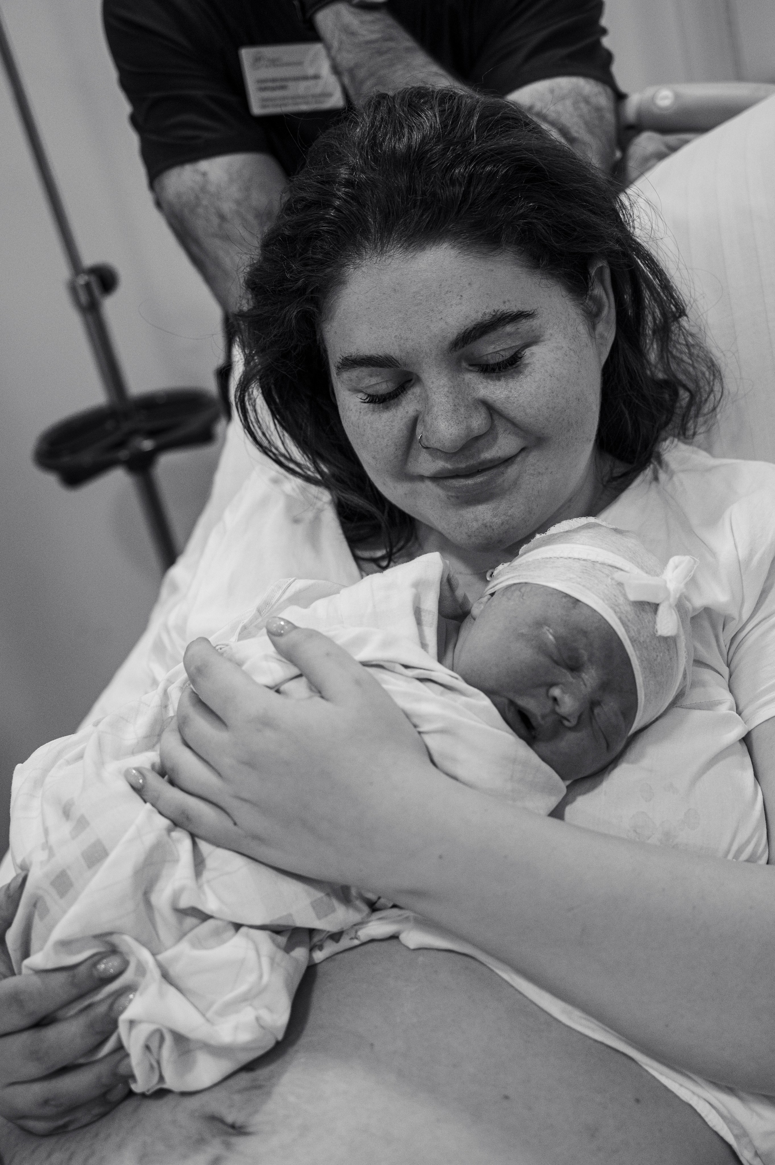 Василиса родилась. Роддом на Фурштатской. Парцалис Г.К./ Иринина А.С. Фотограф на роды СПБ Юлия Герасимова