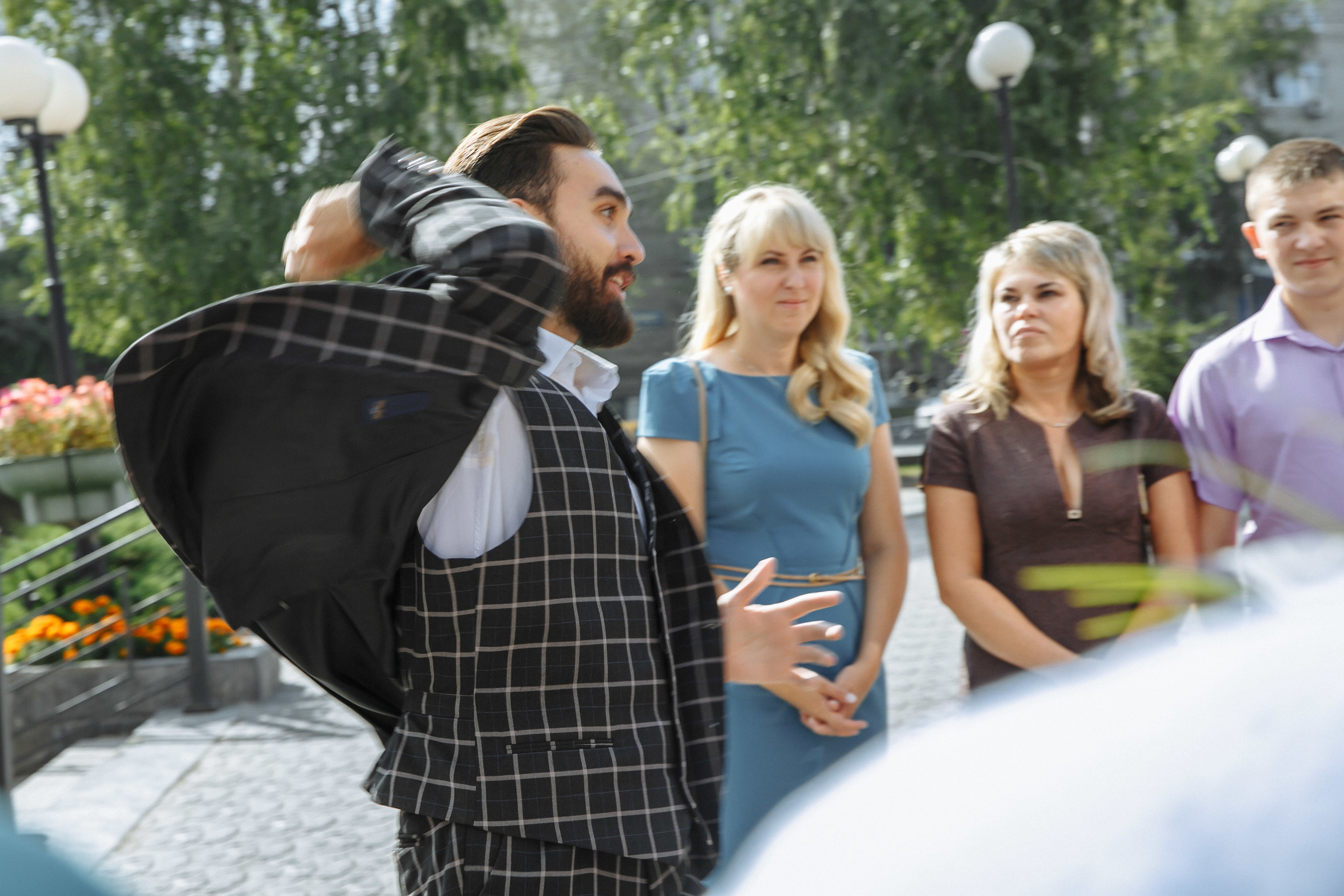 Свадебные фото в ЖК Жуковка, сборы невесты в ЖК Жуковка новосибирск. Фотограф Новосибирск Татьяна Богачек