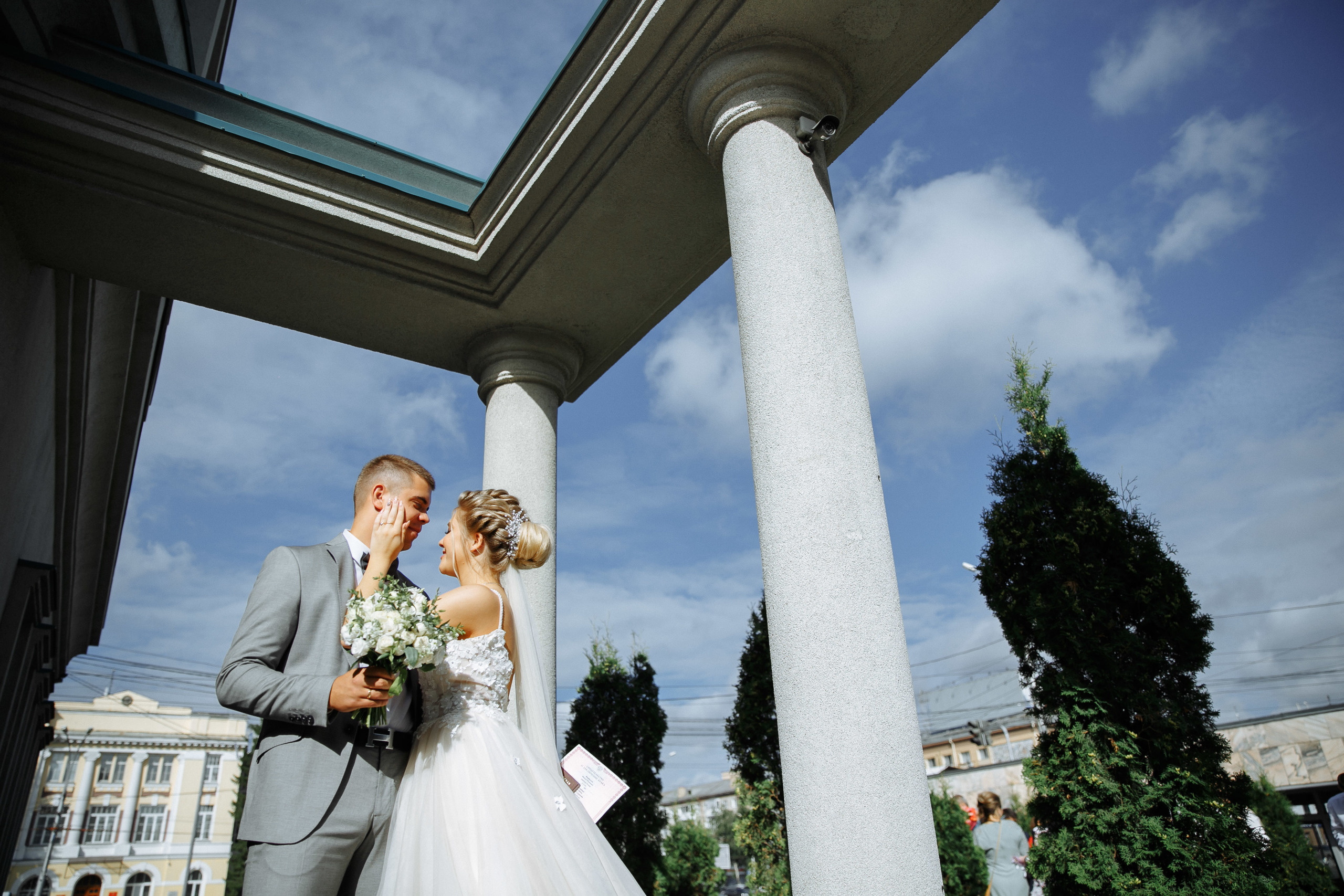 Свадебные фото в ЖК Жуковка, сборы невесты в ЖК Жуковка новосибирск. Фотограф Новосибирск Татьяна Богачек