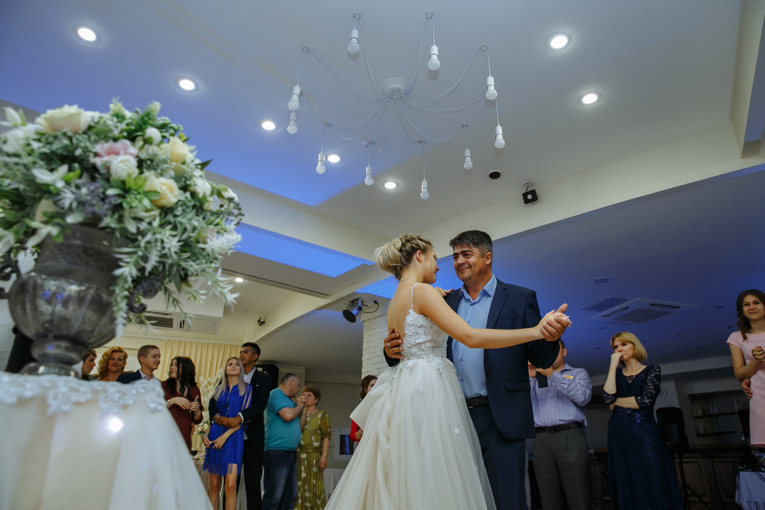 Свадебные фото в ЖК Жуковка, сборы невесты в ЖК Жуковка новосибирск. Фотограф Новосибирск Татьяна Богачек